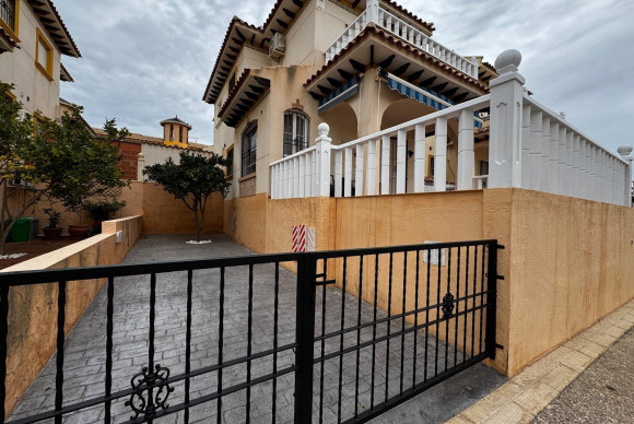 Adosado - Reventa - Orihuela Costa - Lomas de Cabo Roig-Los Dolses