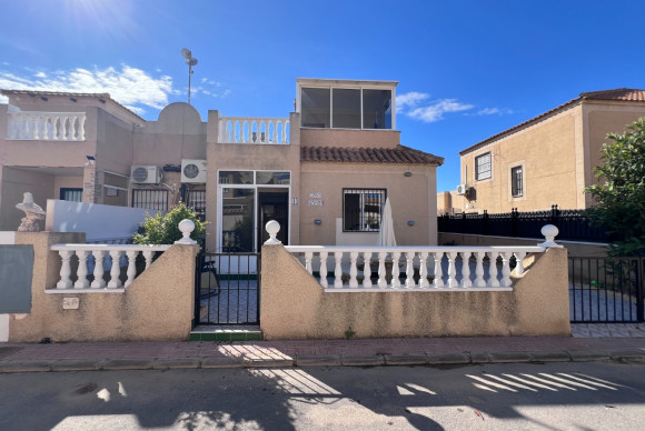 Adosado - Reventa - Torrevieja - La siesta
