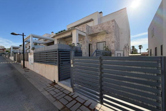 Adosado - Reventa - Torrevieja - torrevieja