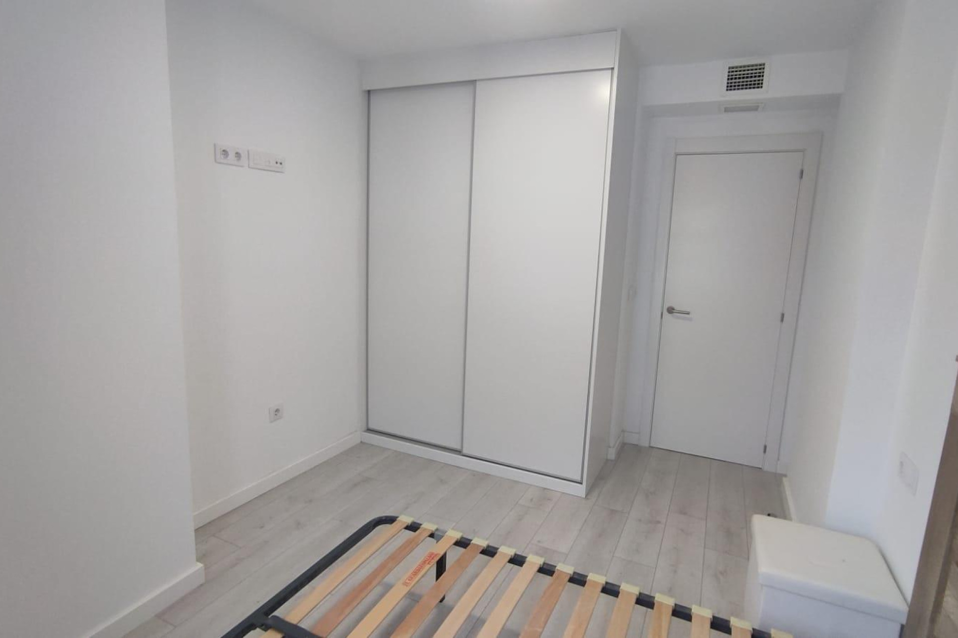 Alquiler a largo plazo - Apartamento / piso - Alicante - Alipark