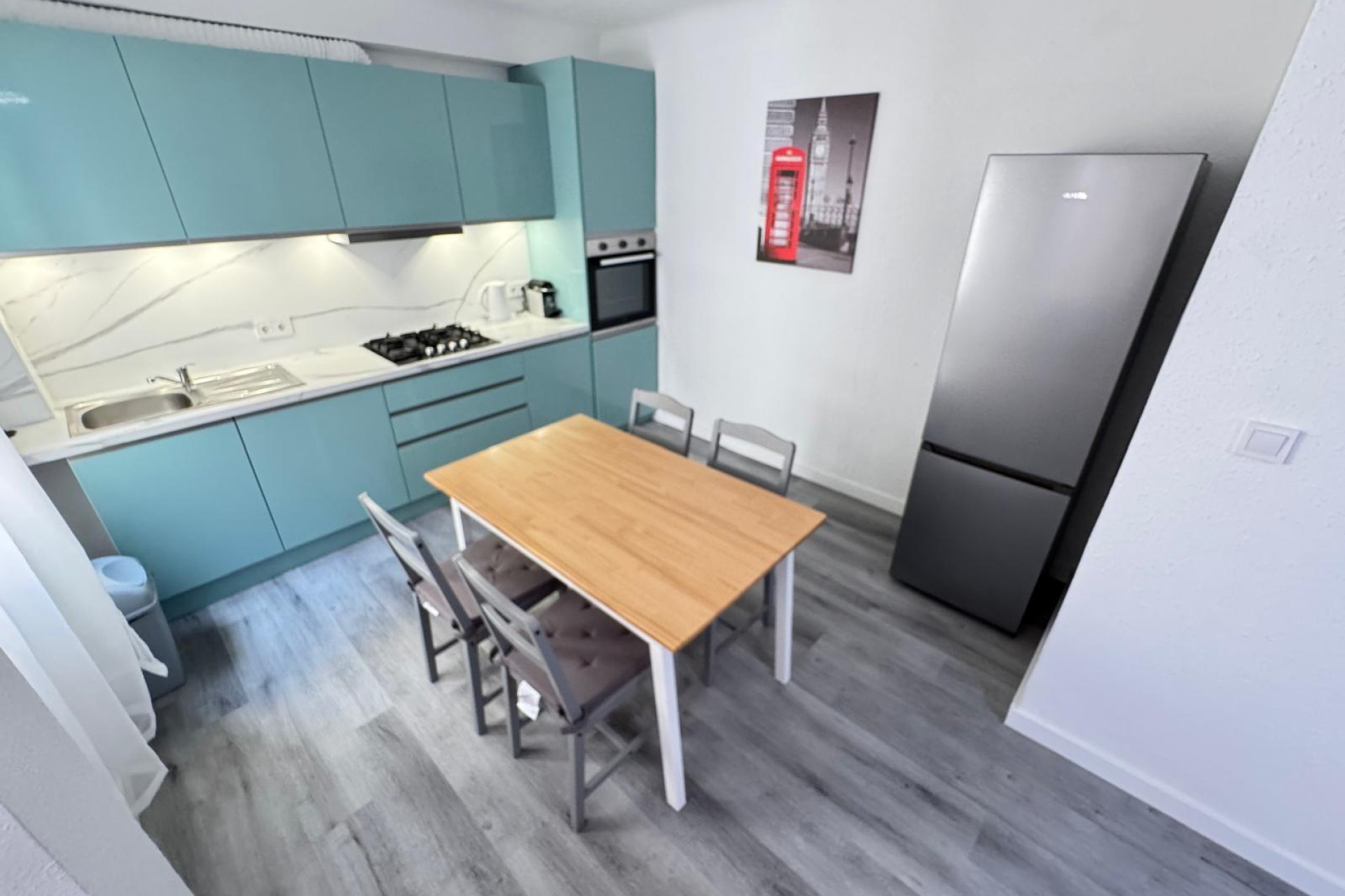 Alquiler a largo plazo - Apartamento / piso - Alicante - Campoamor