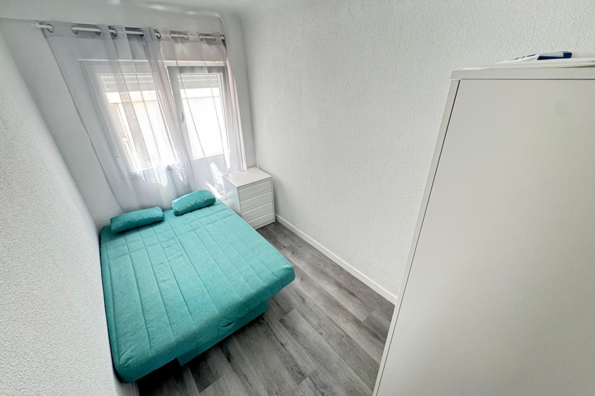 Alquiler a largo plazo - Apartamento / piso - Alicante - Campoamor