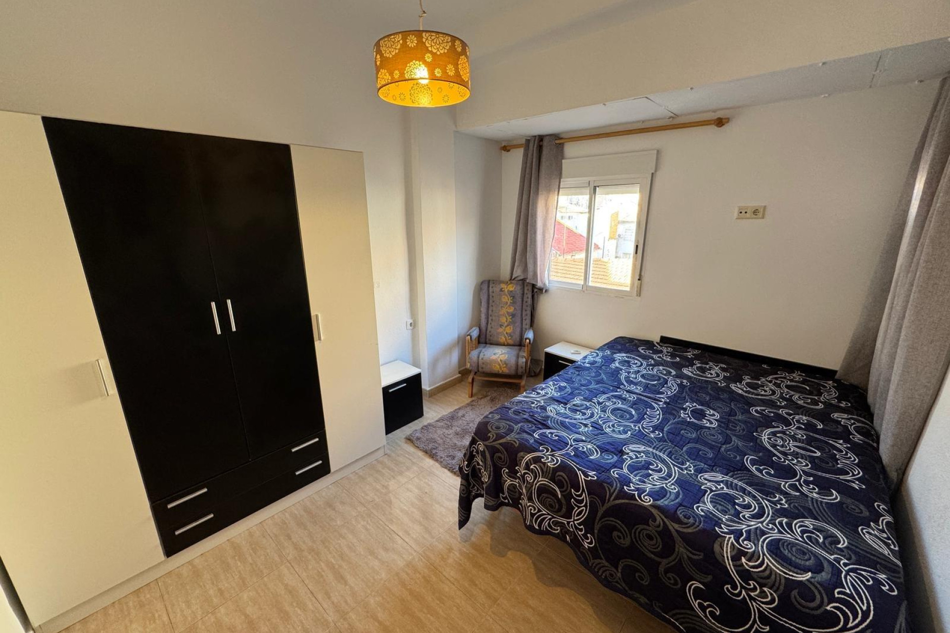 Alquiler a largo plazo - Apartamento / piso - Alicante - Carolinas Bajas