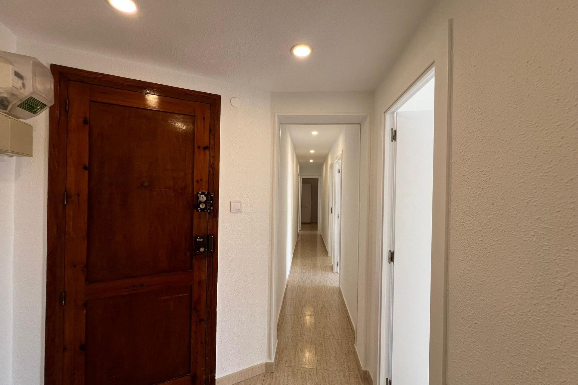 Alquiler a largo plazo - Apartamento / piso - Alicante - Centro