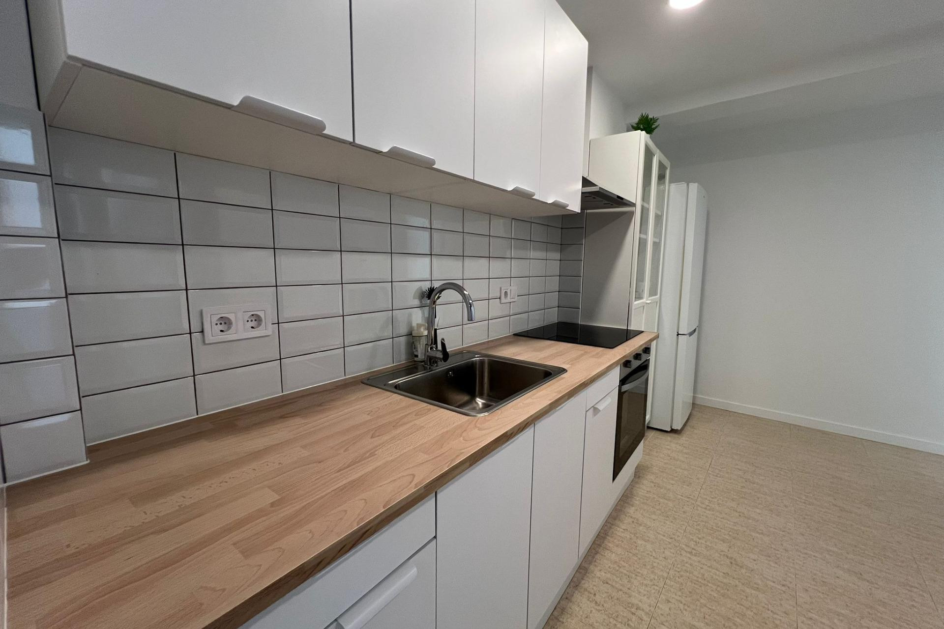 Alquiler a largo plazo - Apartamento / piso - Alicante - Centro