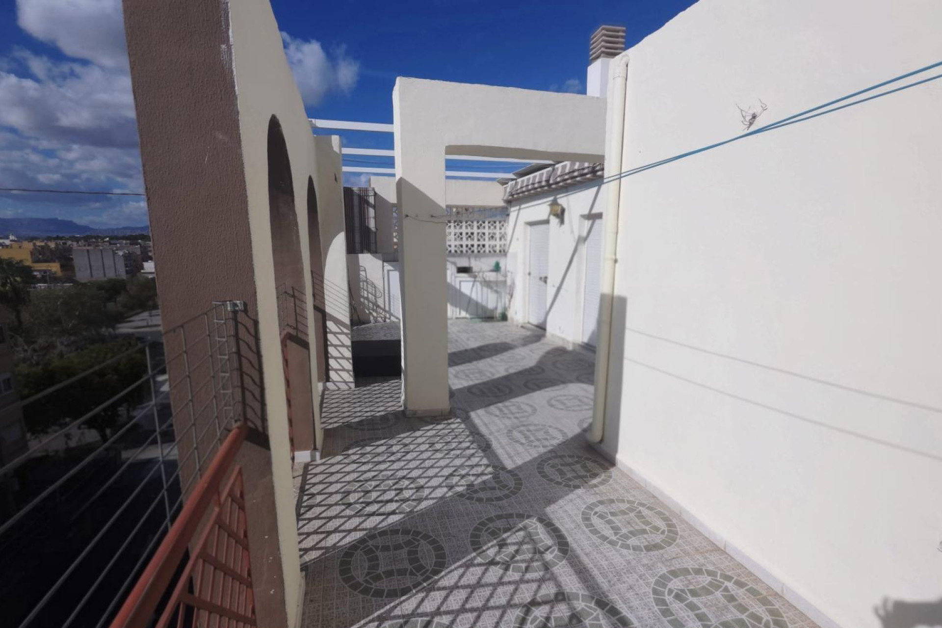 Alquiler a largo plazo - Apartamento / piso - Alicante - Los ángeles