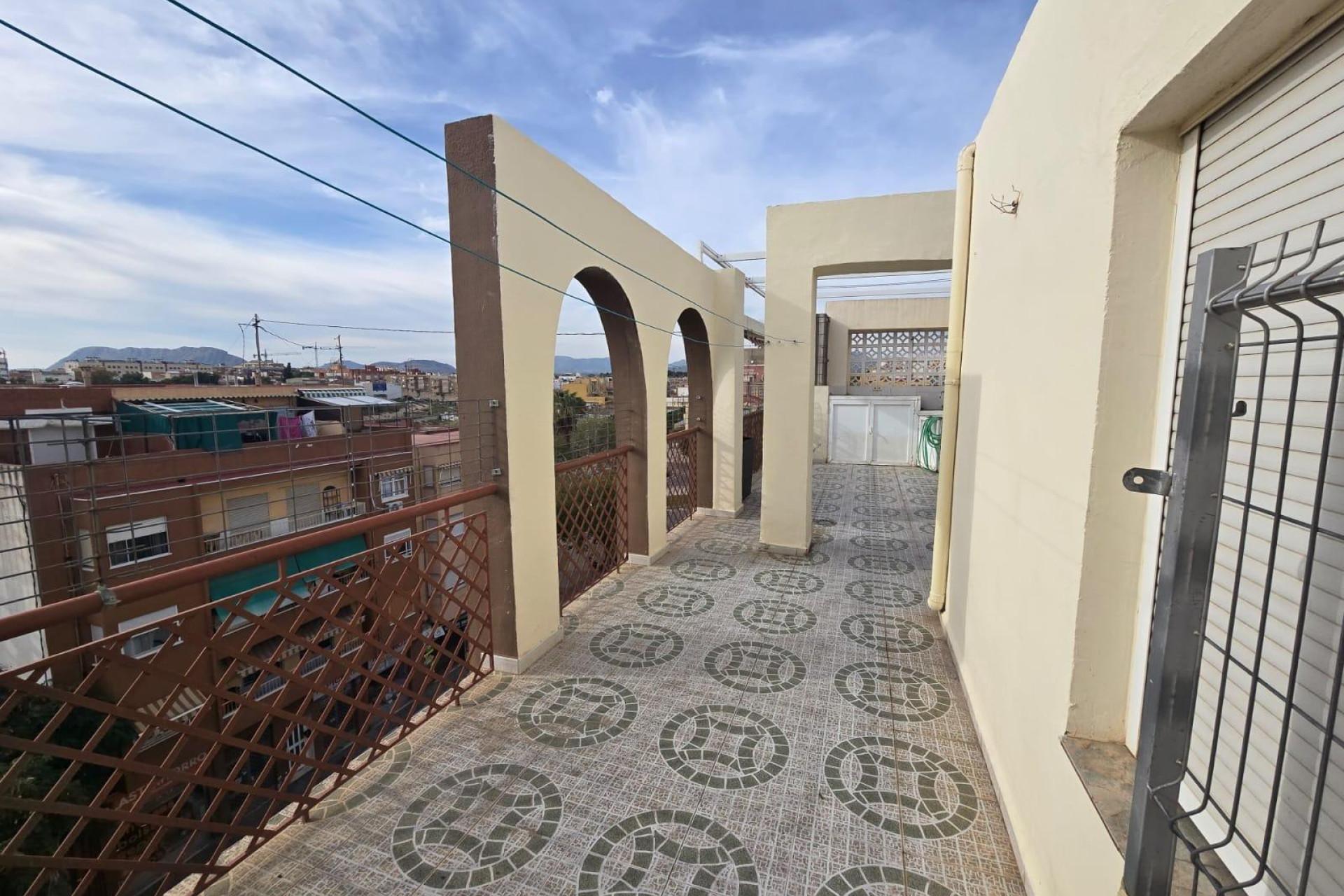 Alquiler a largo plazo - Apartamento / piso - Alicante - Los ángeles