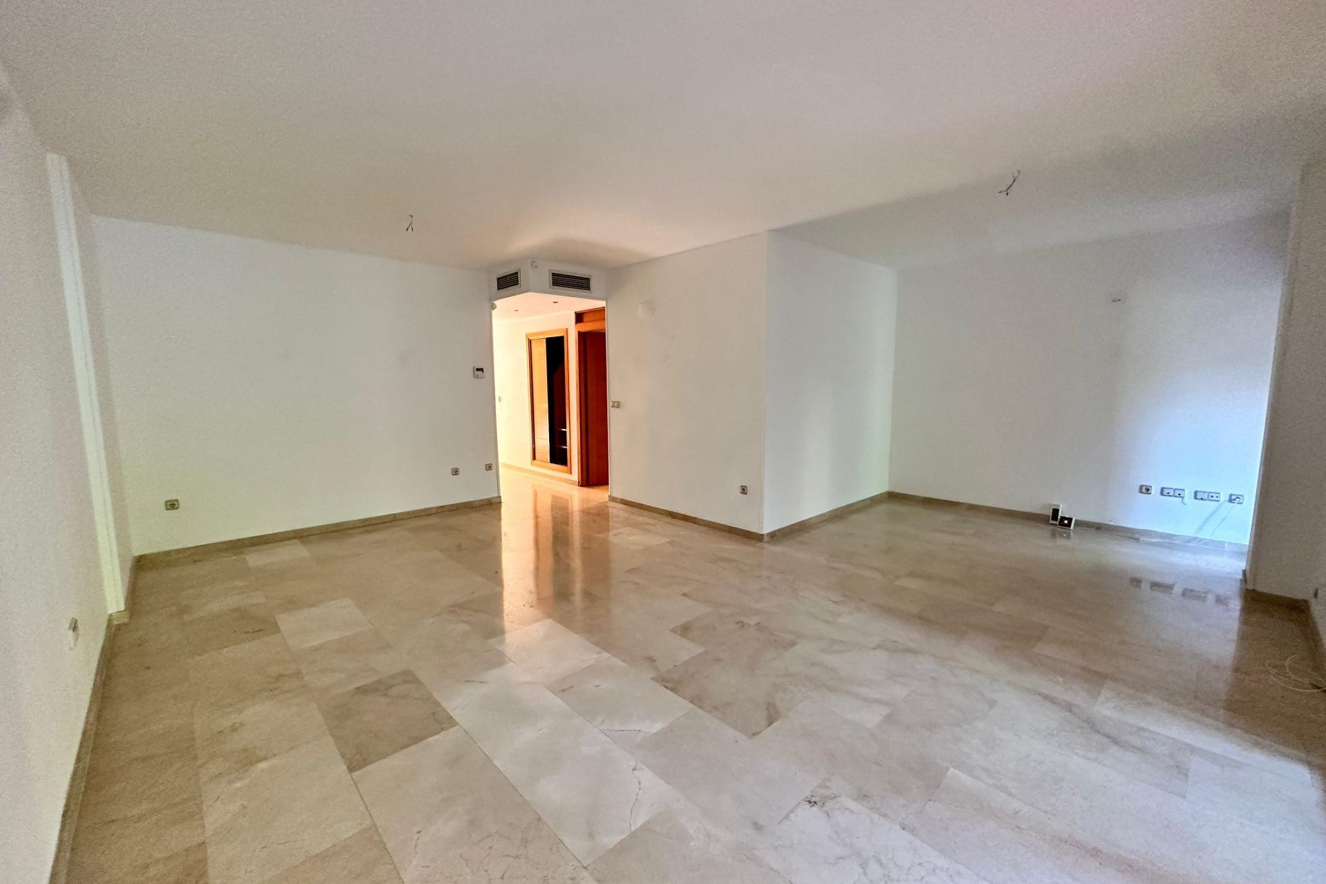 Alquiler a largo plazo - Apartamento / piso - Alicante - Playa de San Juan