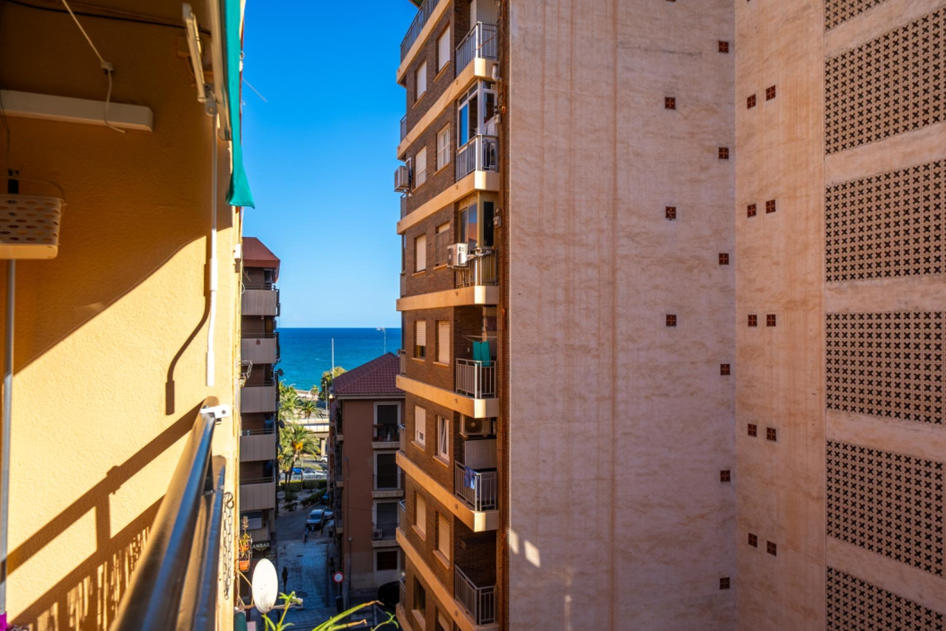 Alquiler a largo plazo - Apartamento / piso - Alicante - Raval Roig-Virgen del Socorro