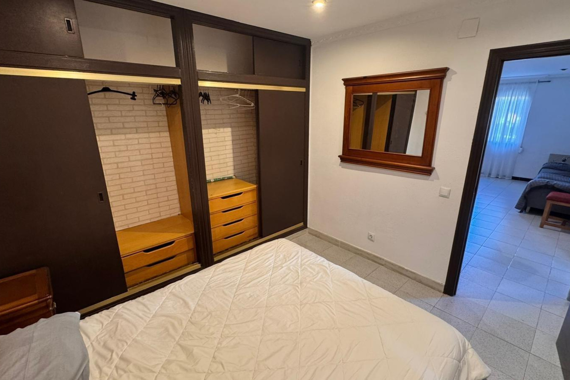 Alquiler a largo plazo - Apartamento / piso - Alicante - Virgen del Remedio-Parque lo Morant