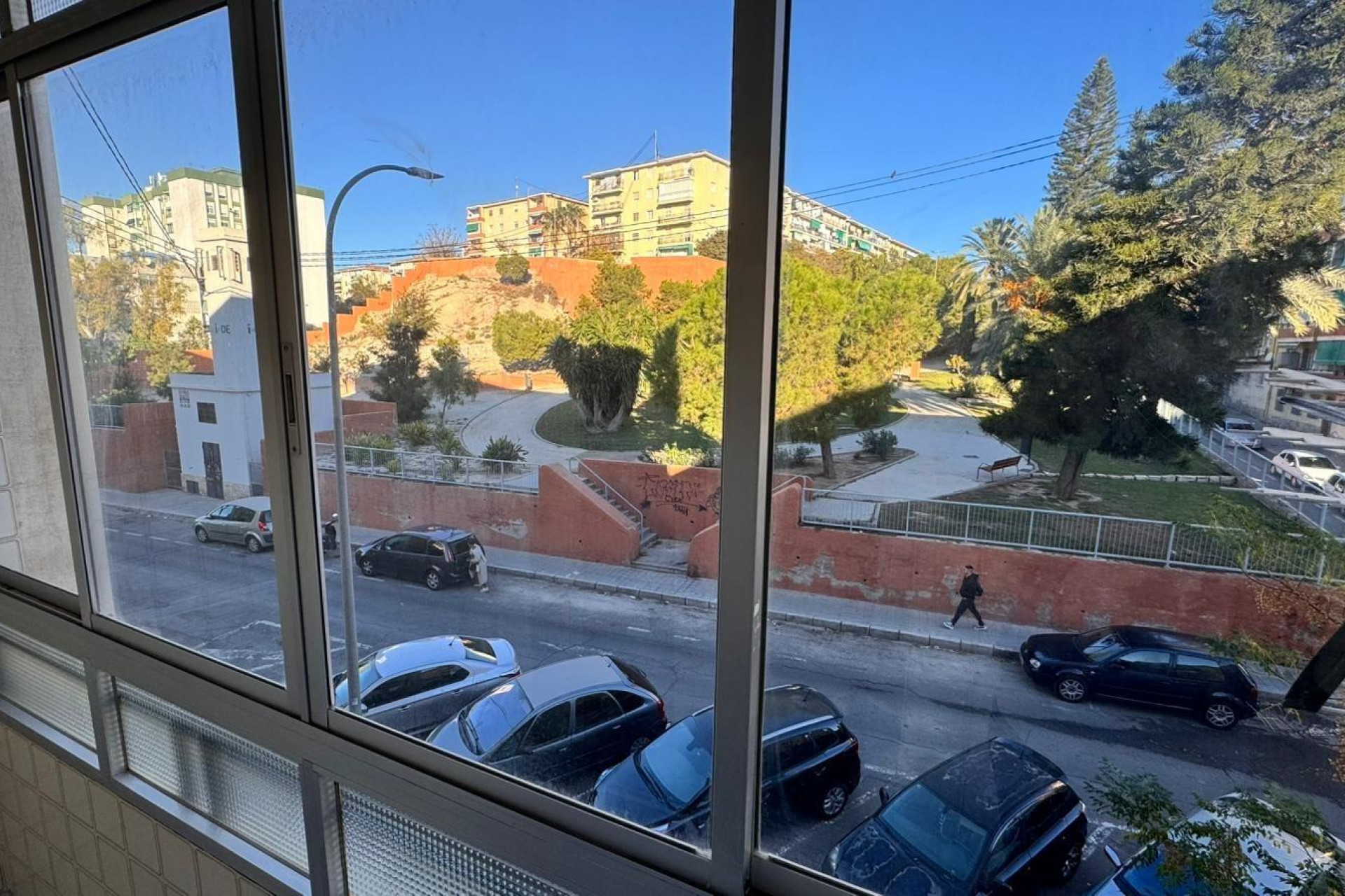 Alquiler a largo plazo - Apartamento / piso - Alicante - Virgen del Remedio-Parque lo Morant