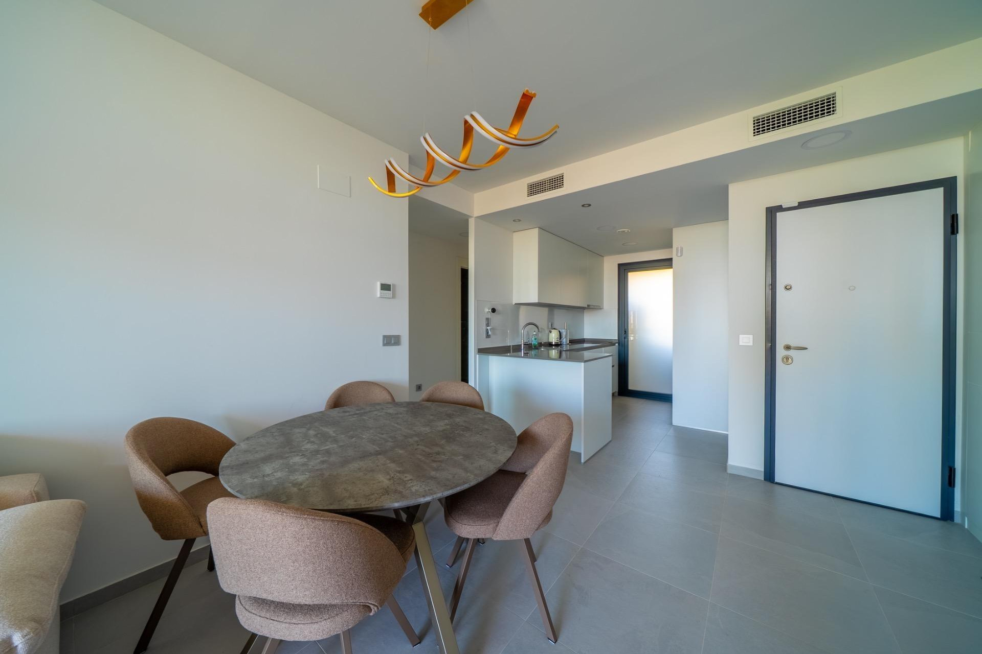 Alquiler a largo plazo - Apartamento / piso - Benidorm - Via Parque