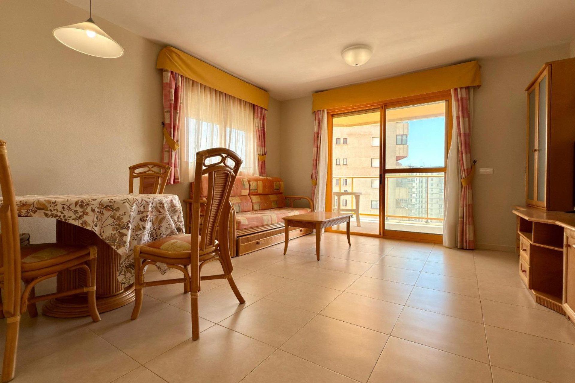 Alquiler a largo plazo - Apartamento / piso - Calpe - Caleta