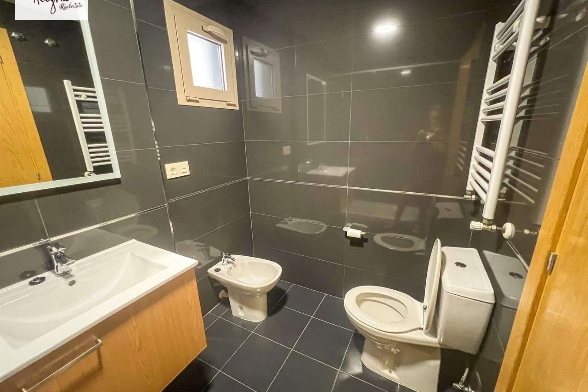 Alquiler a largo plazo - Apartamento / piso - Castellon - Castello de la Plana - Gran Vía