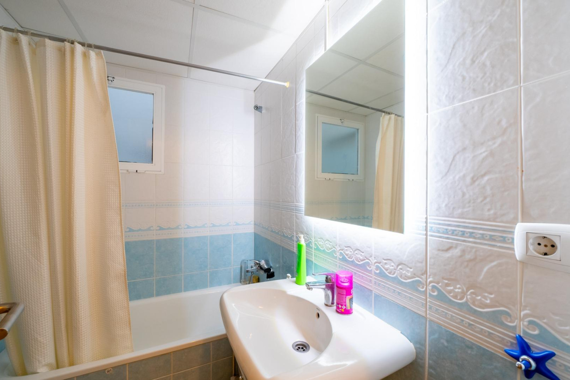 Alquiler a largo plazo - Apartamento / piso - El Campello - El poblet