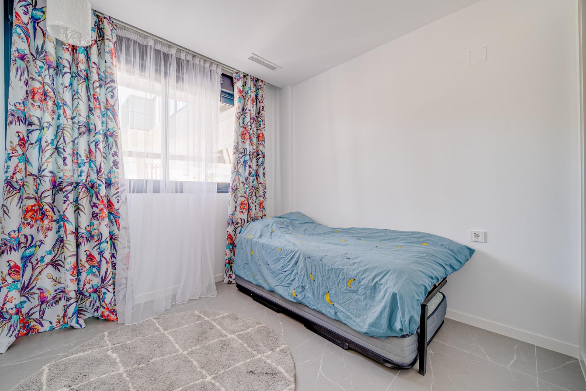 Alquiler a largo plazo - Apartamento / piso - Finestrat - TERRAMARINA