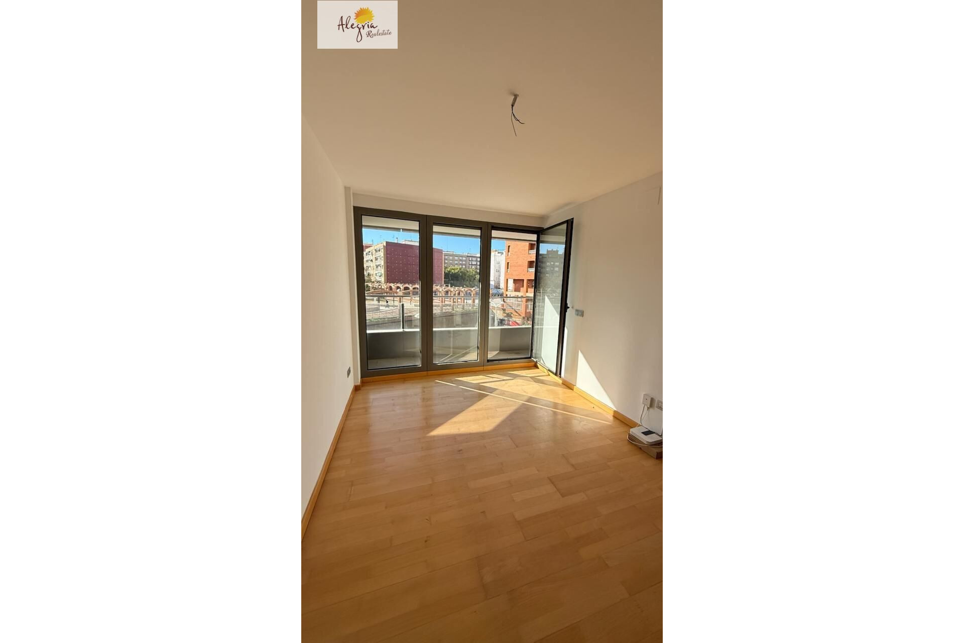 Alquiler a largo plazo - Apartamento / piso - Mislata - Los Juzgados