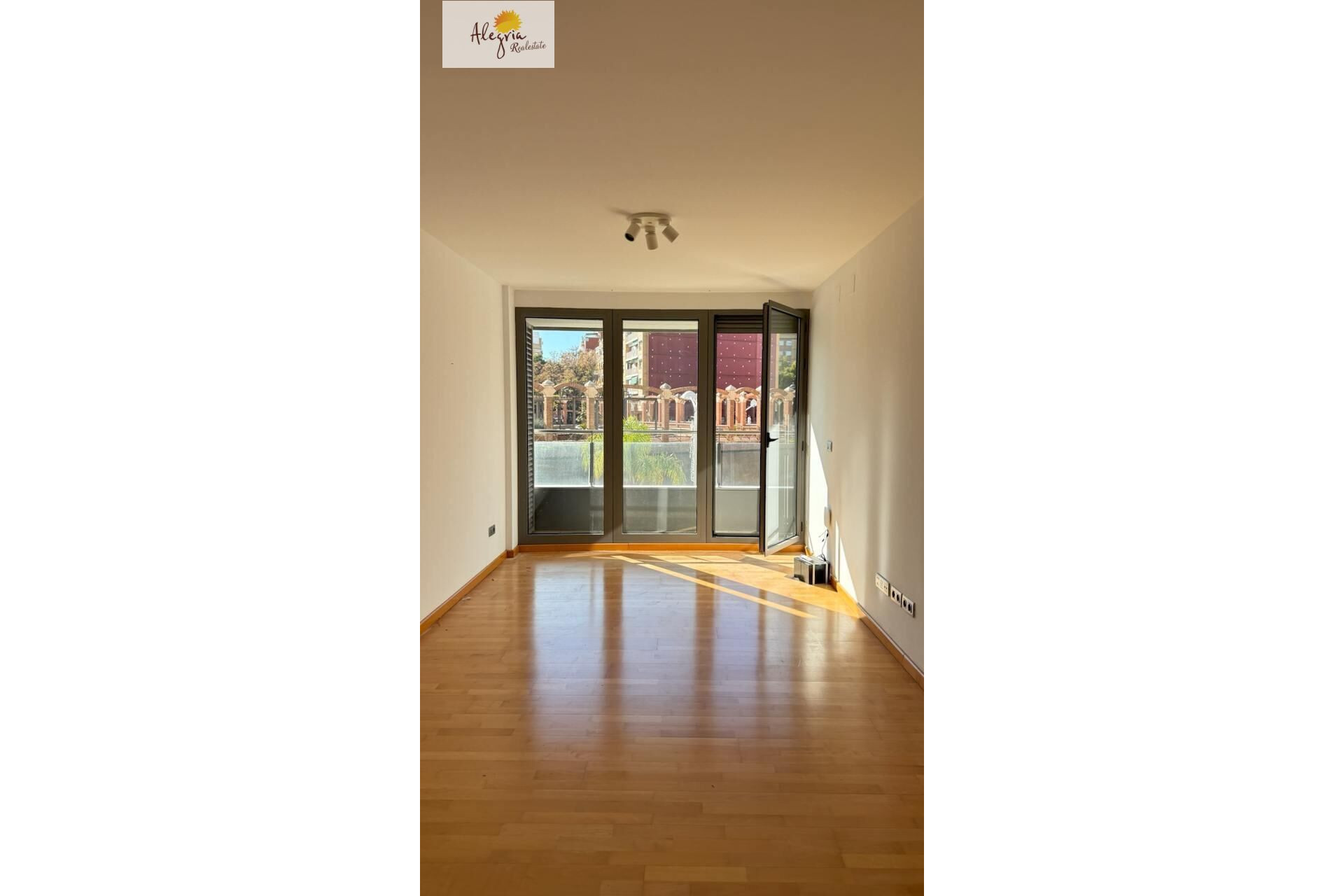 Alquiler a largo plazo - Apartamento / piso - Mislata - Los Juzgados