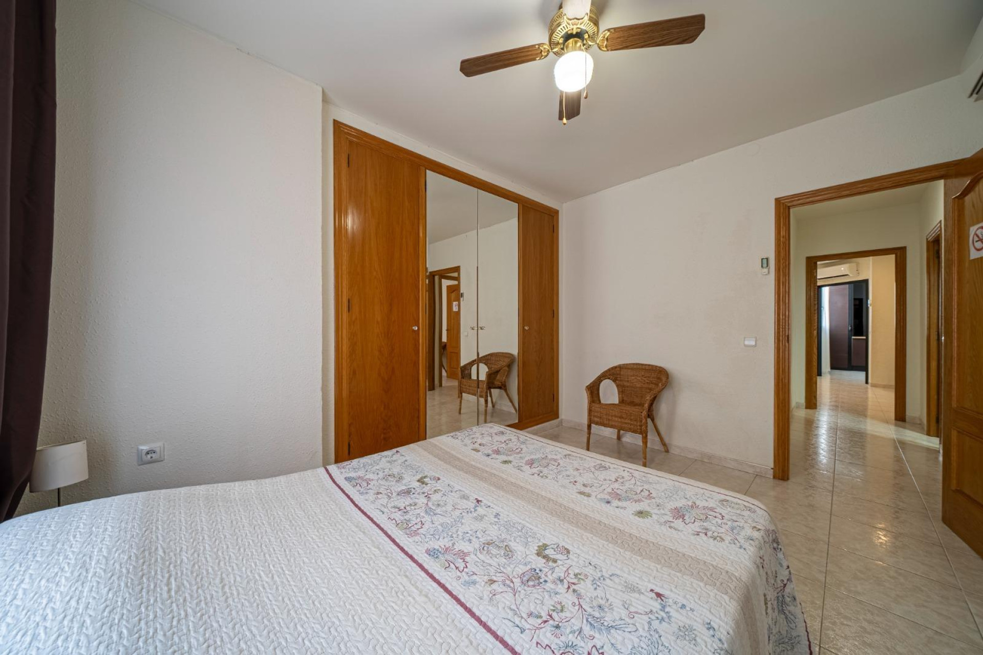 Alquiler a largo plazo - Apartamento / piso - SAN JUAN ALICANTE - Altozano