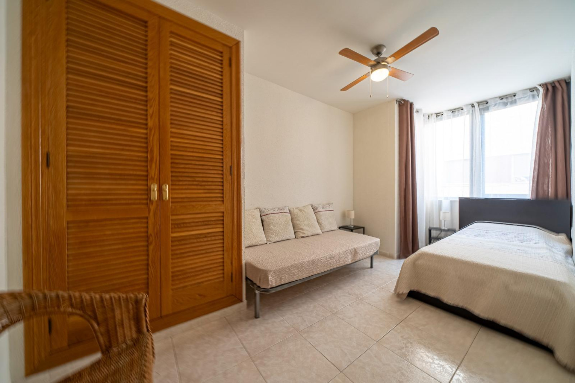 Alquiler a largo plazo - Apartamento / piso - SAN JUAN ALICANTE - Altozano