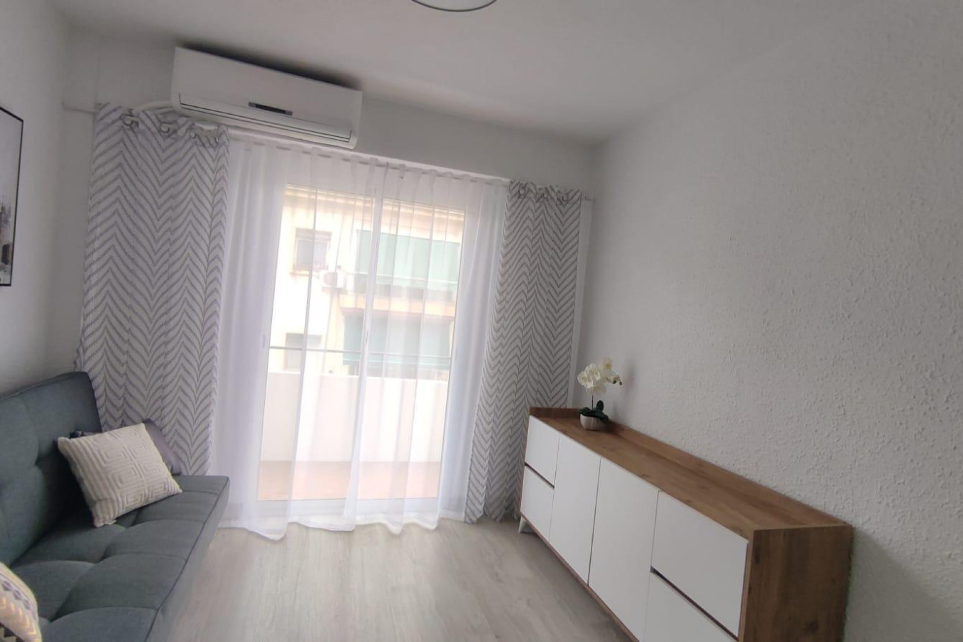 Alquiler a largo plazo - Apartamento / piso - SAN JUAN ALICANTE - Bulevar del Pla