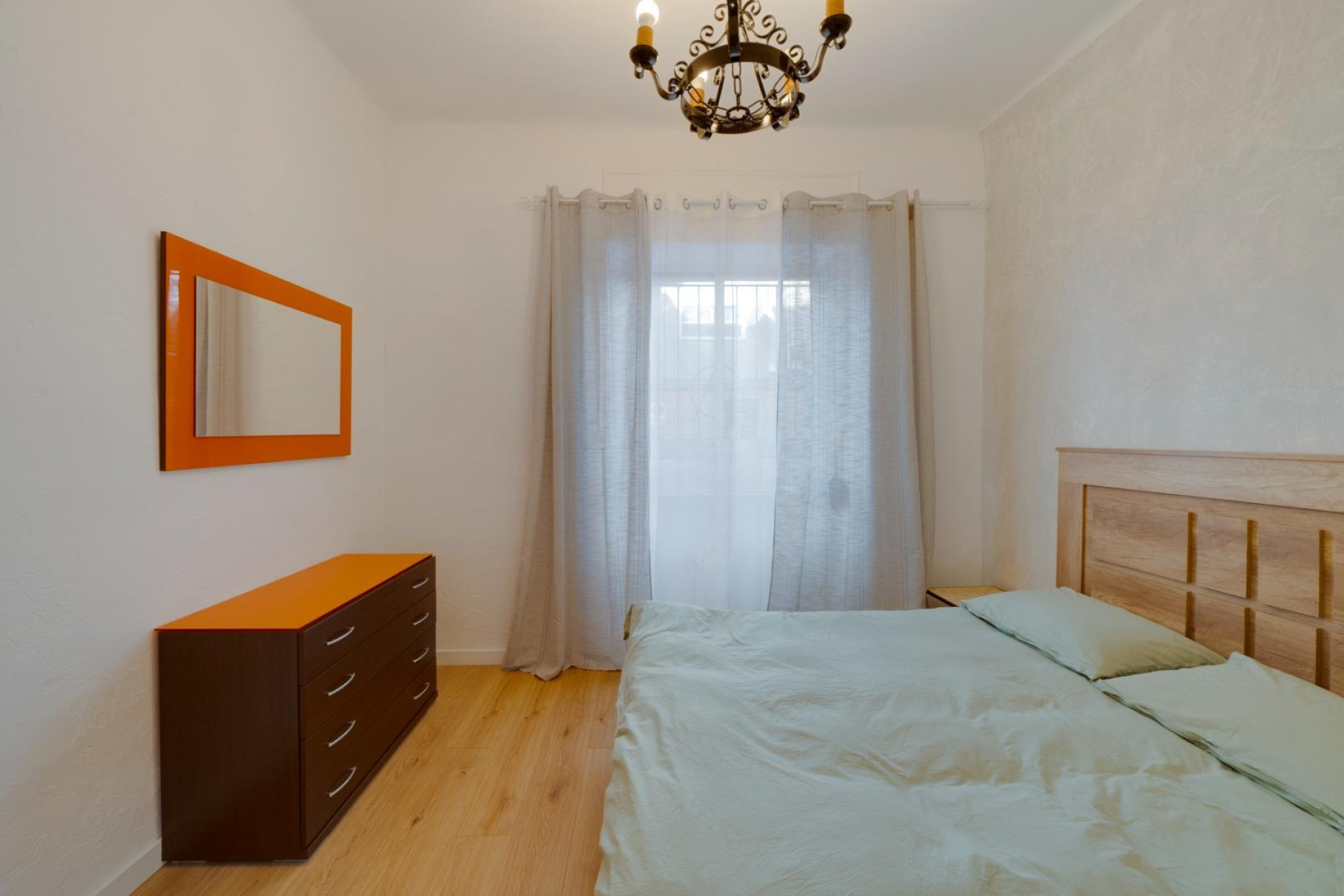 Alquiler a largo plazo - Apartamento / piso - SAN JUAN ALICANTE - Carolinas altas