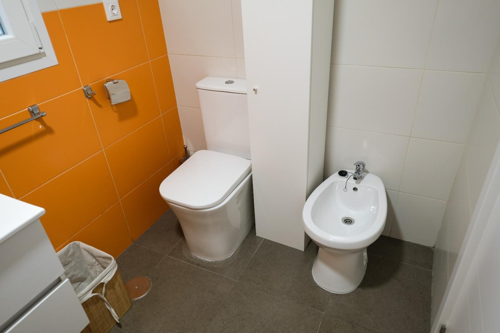 Alquiler a largo plazo - Apartamento / piso - SAN JUAN ALICANTE - Carolinas altas