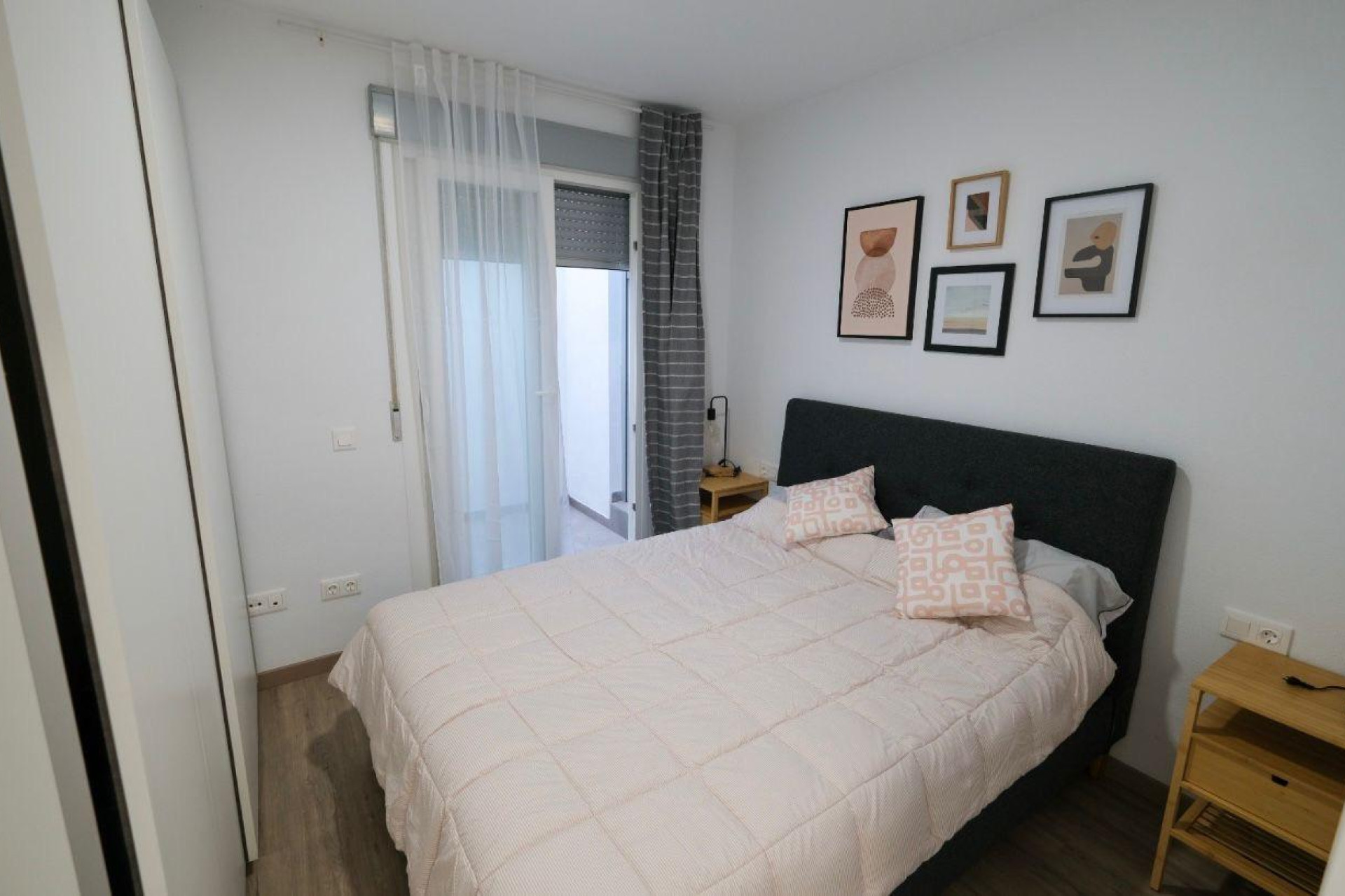 Alquiler a largo plazo - Apartamento / piso - SAN JUAN ALICANTE - Carolinas altas