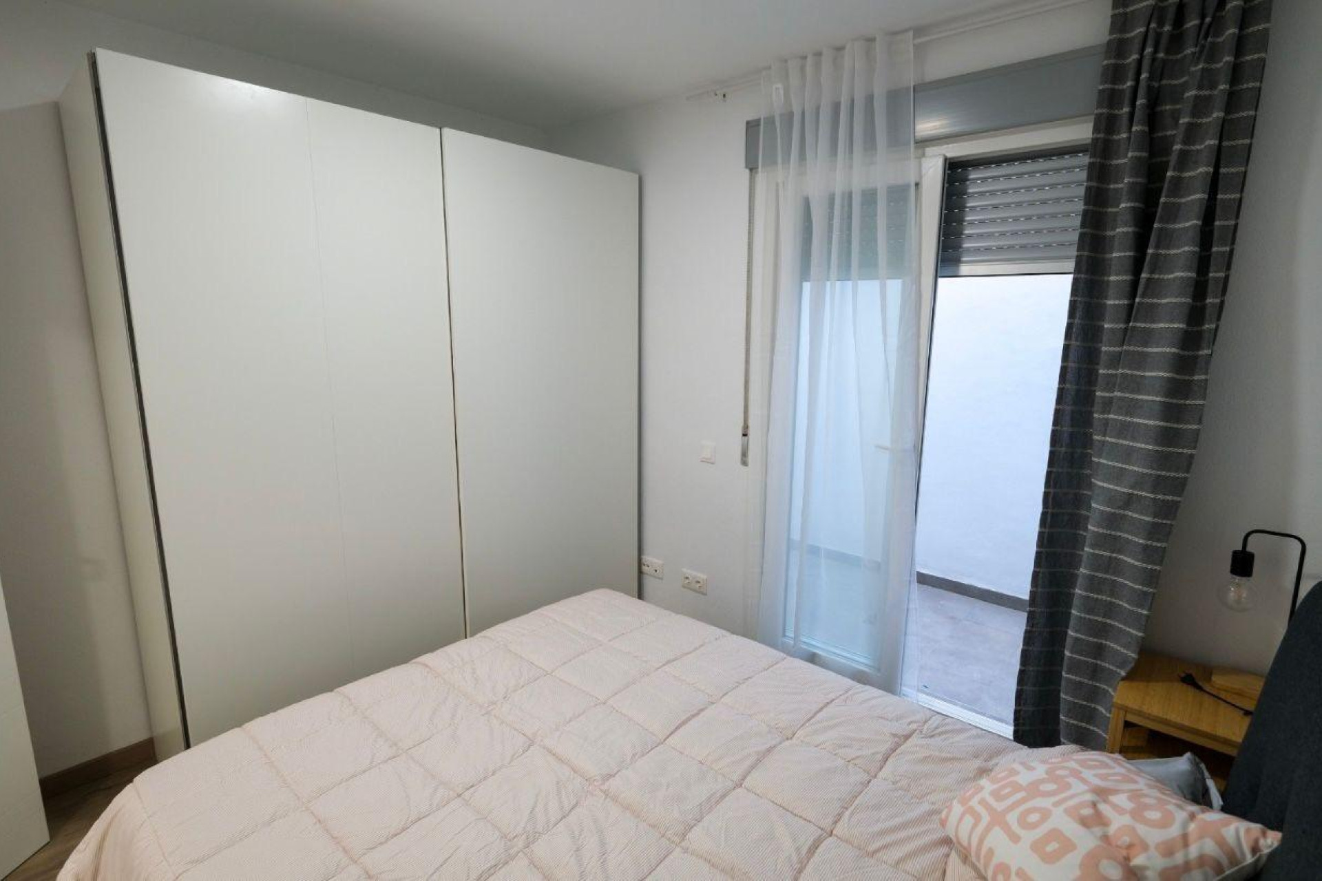 Alquiler a largo plazo - Apartamento / piso - SAN JUAN ALICANTE - Carolinas altas