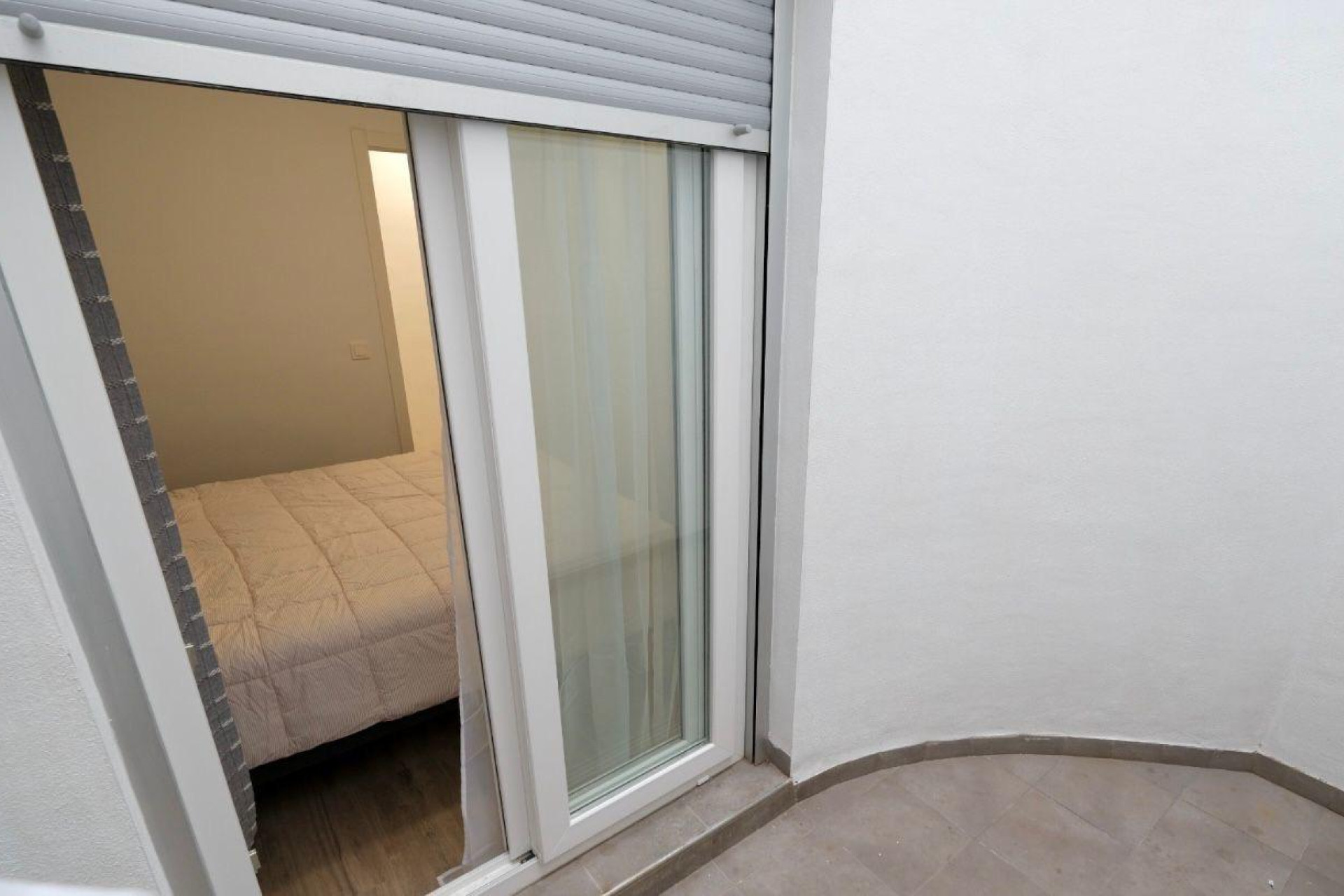 Alquiler a largo plazo - Apartamento / piso - SAN JUAN ALICANTE - Carolinas altas