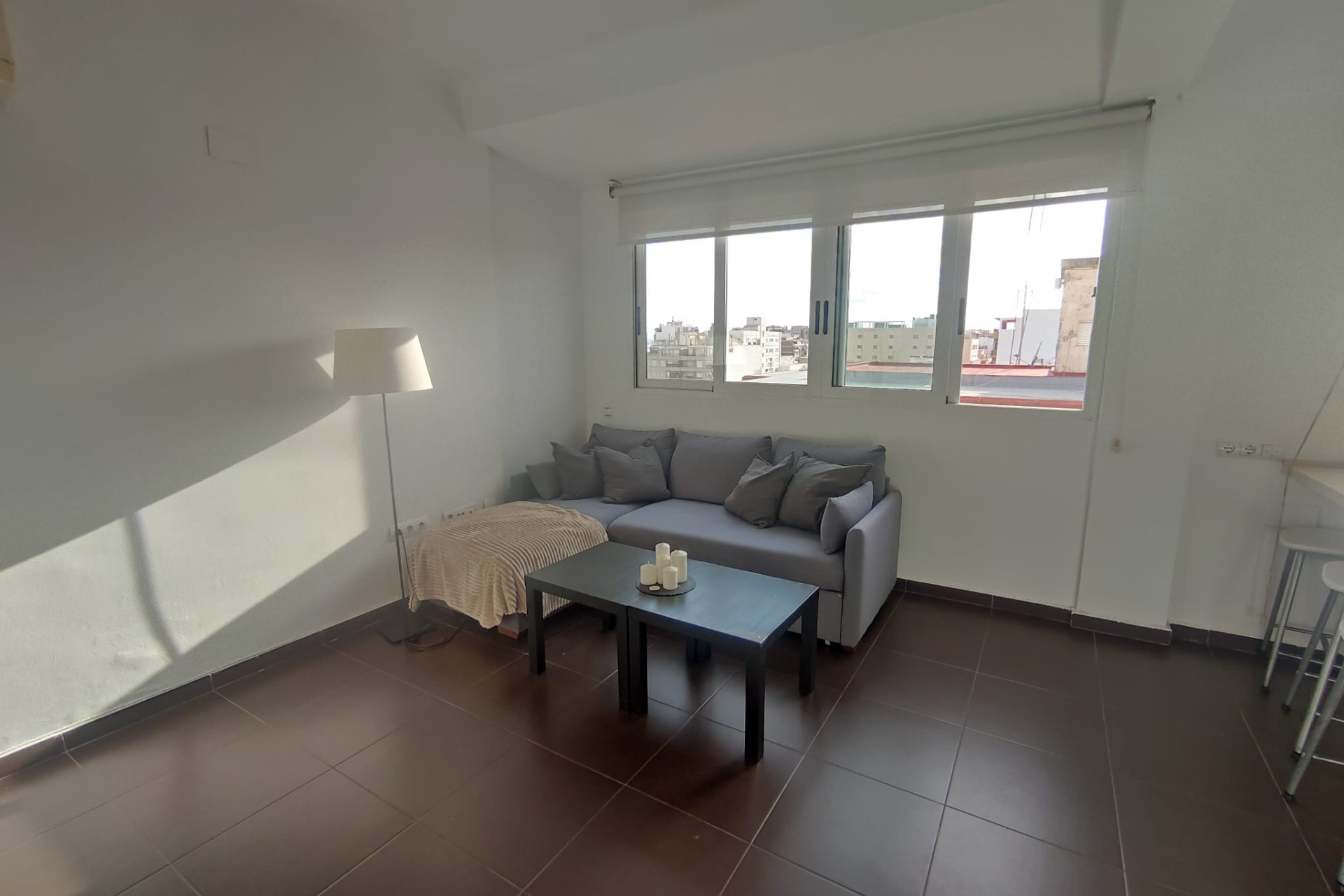 Alquiler a largo plazo - Apartamento / piso - SAN JUAN ALICANTE - Ensanche - Diputación