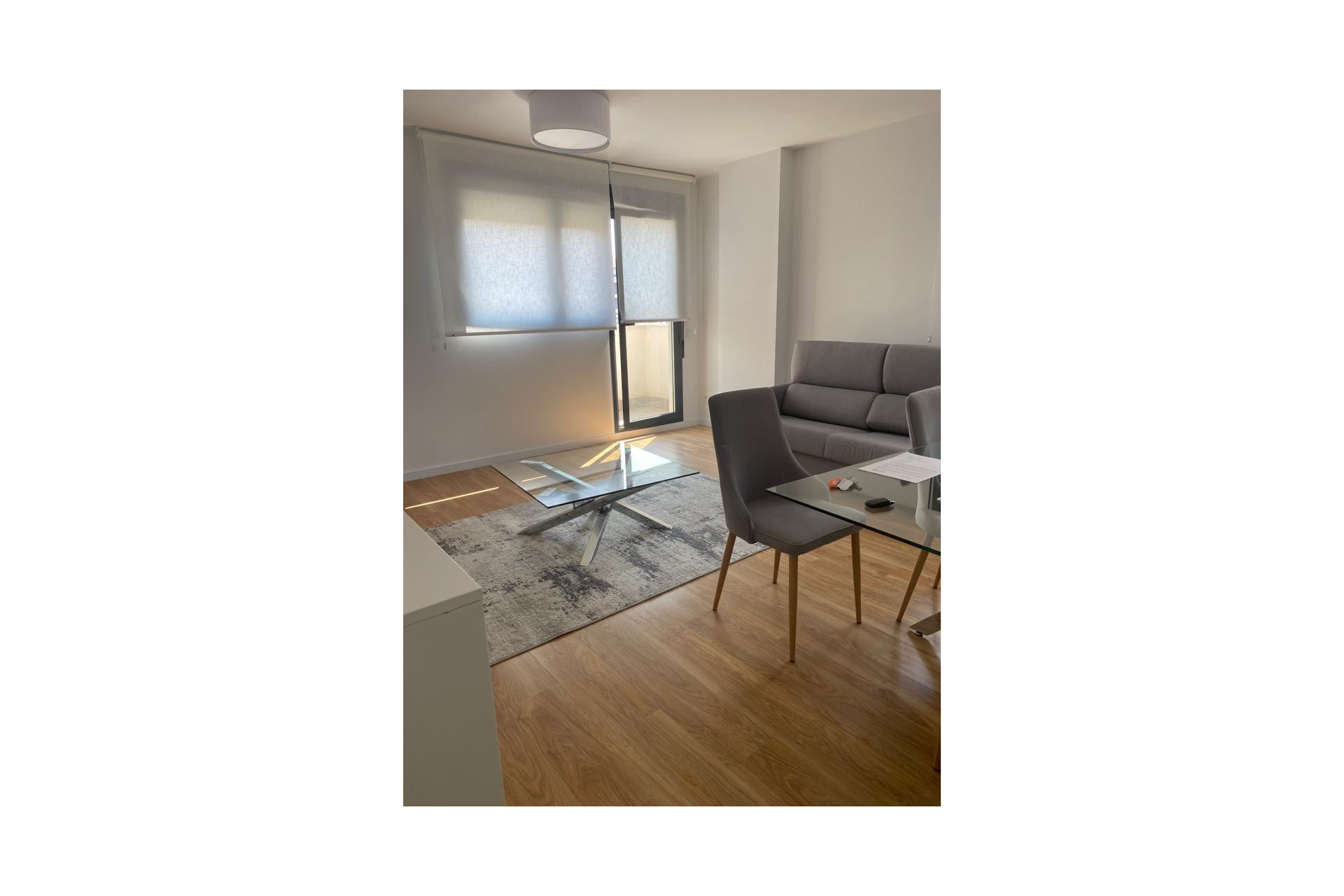 Alquiler a largo plazo - Apartamento / piso - SAN JUAN ALICANTE - Pau V