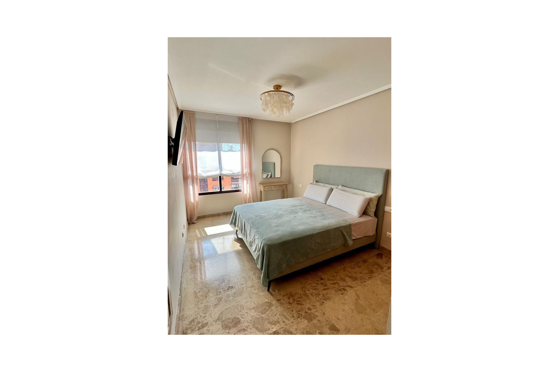 Alquiler a largo plazo - Apartamento / piso - SAN JUAN ALICANTE - Playa San Juan