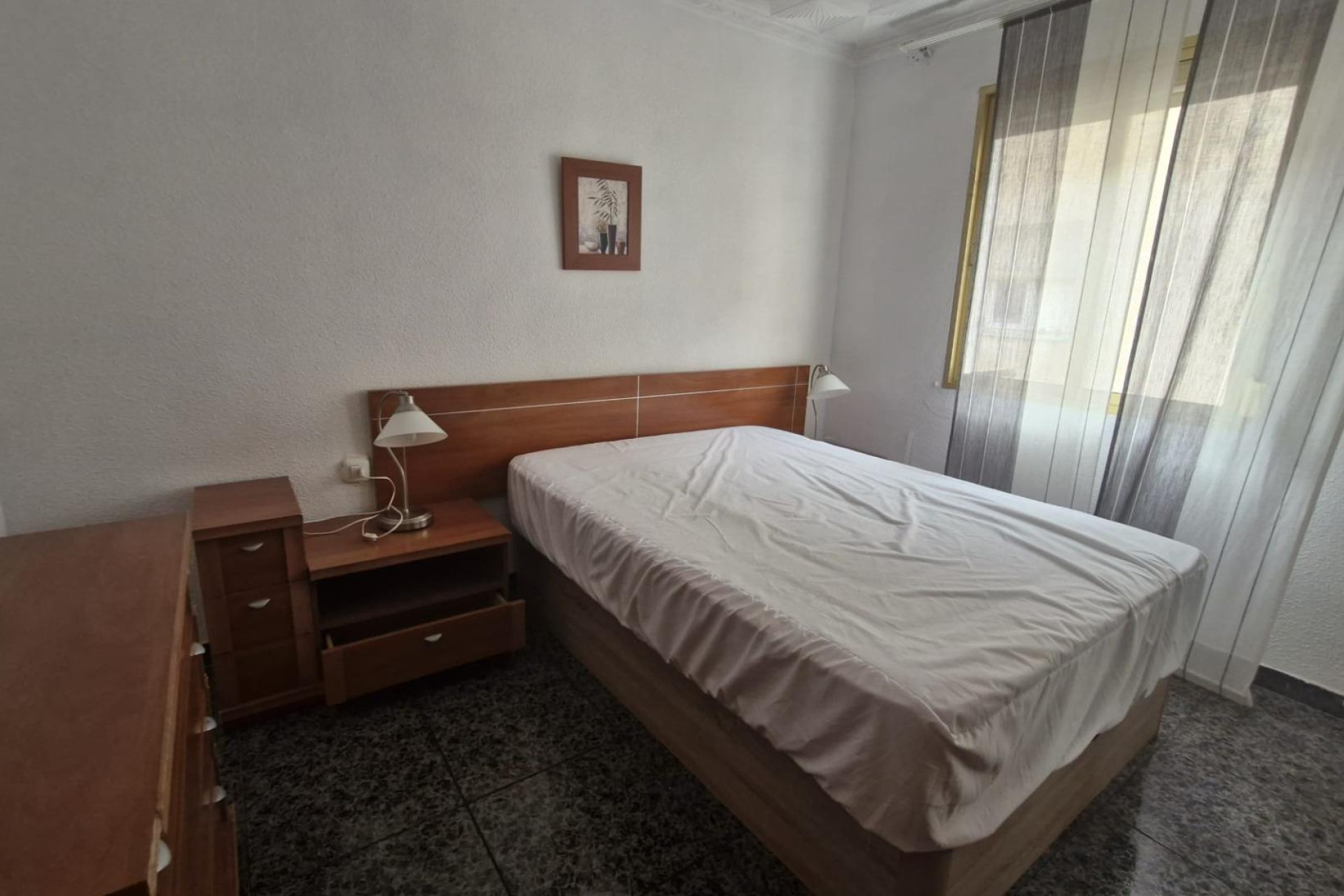 Alquiler a largo plazo - Apartamento / piso - SAN JUAN ALICANTE - Virgen del remedio