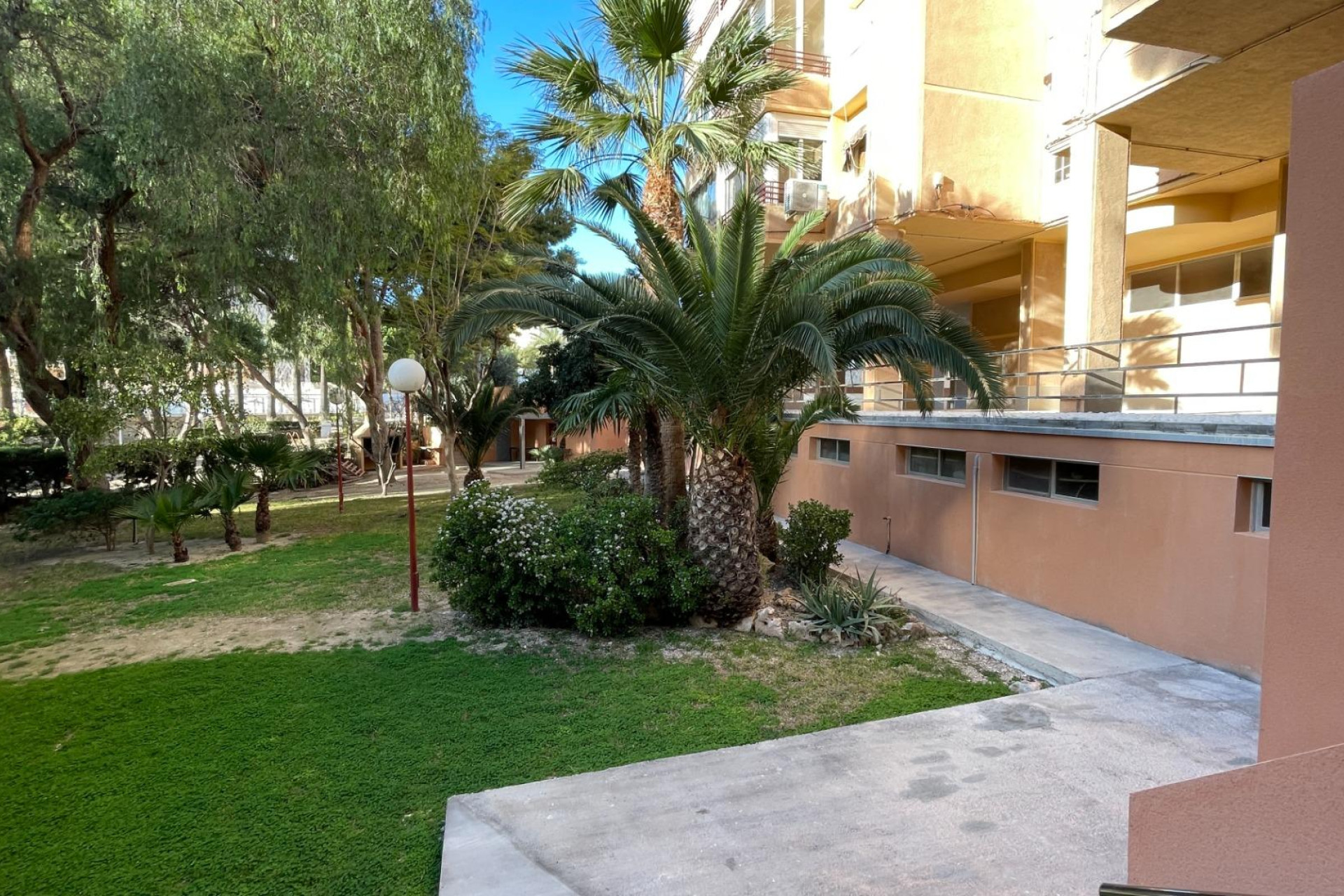 Alquiler a largo plazo - Apartamento / piso - San Juan de Alicante - Cabo de las huertas