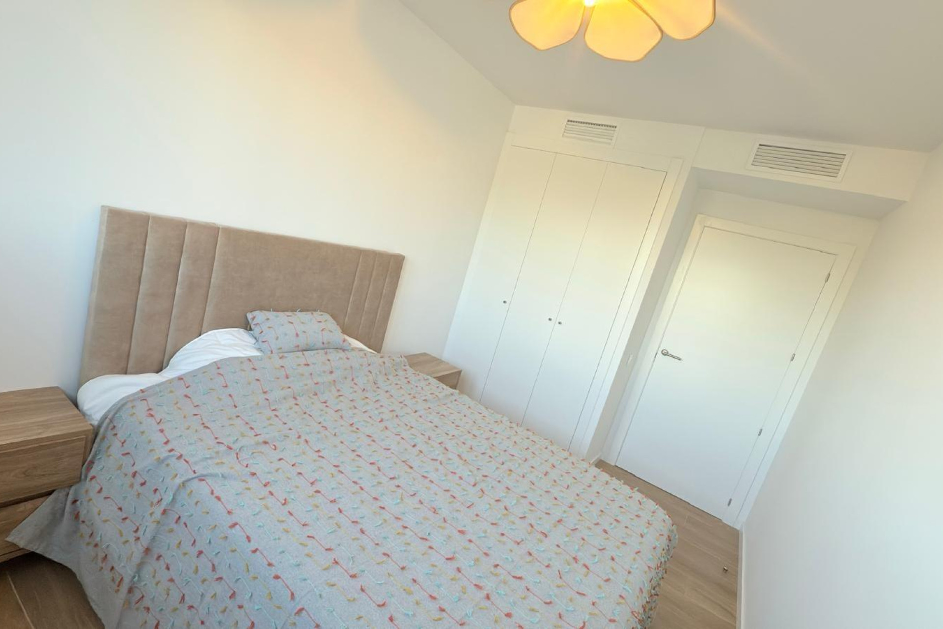 Alquiler a largo plazo - Apartamento / piso - San Juan de Alicante - Frank espinós