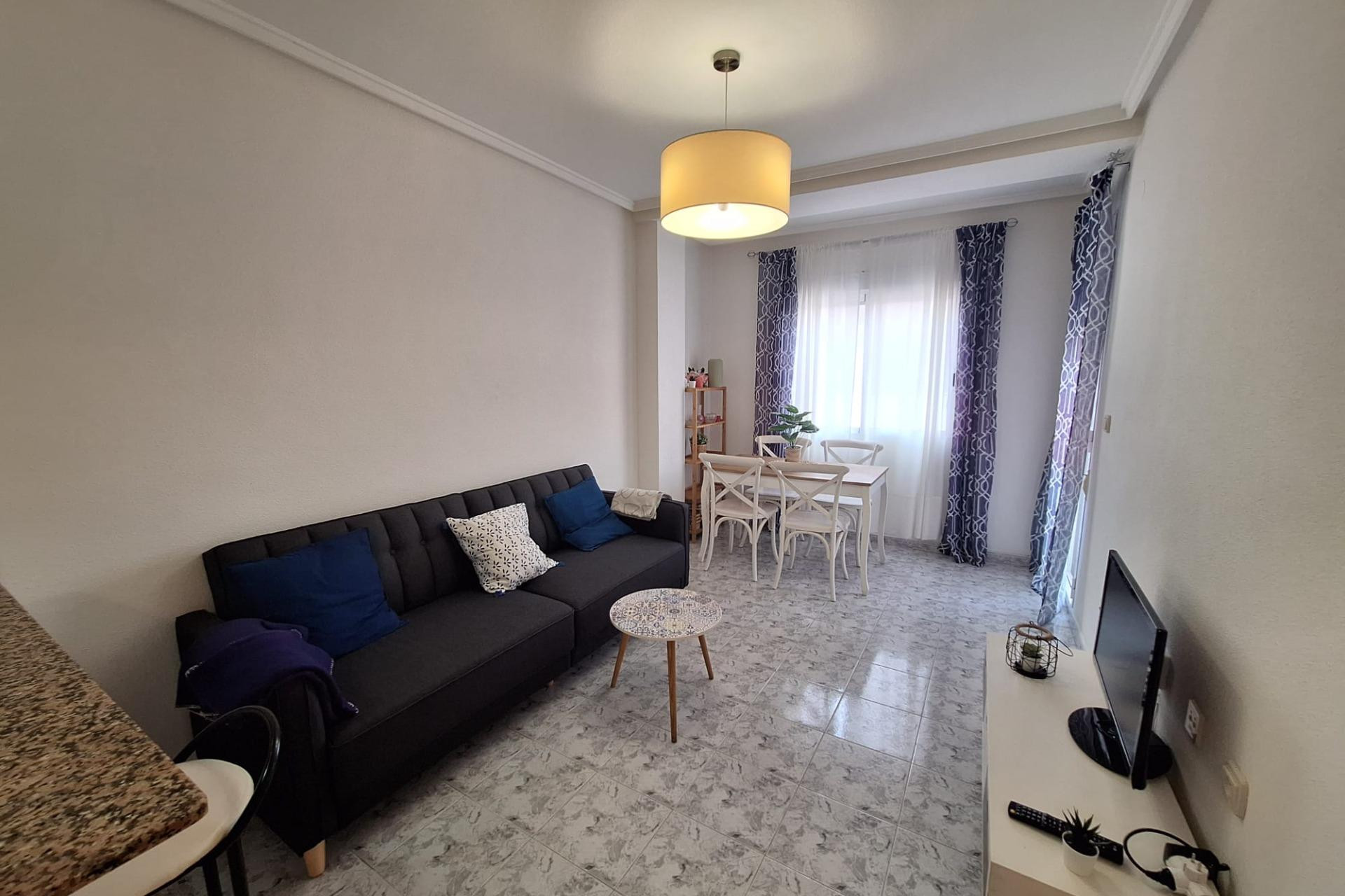 Alquiler a largo plazo - Apartamento / piso - Torrevieja - Habaneras