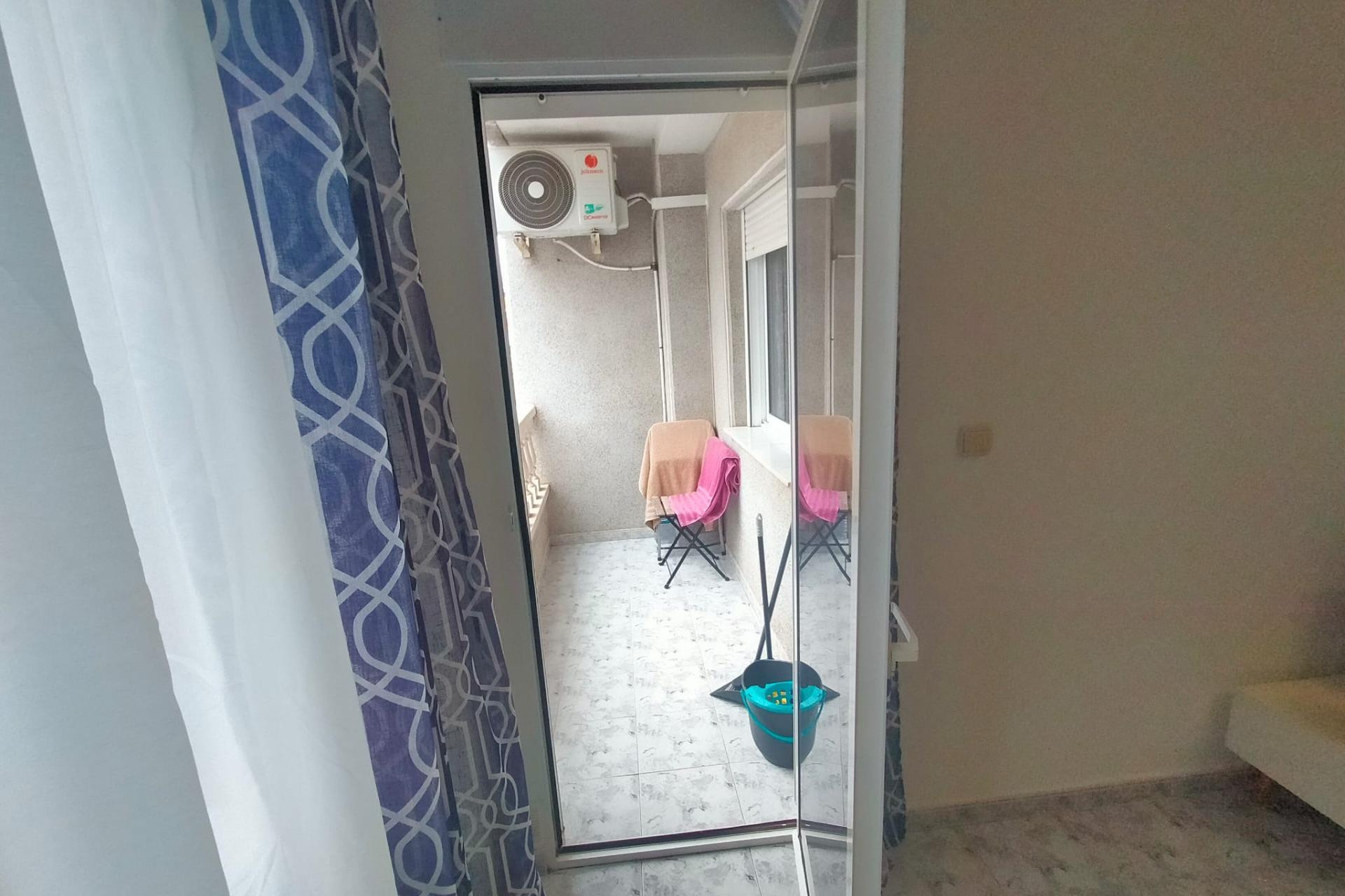 Alquiler a largo plazo - Apartamento / piso - Torrevieja - Habaneras