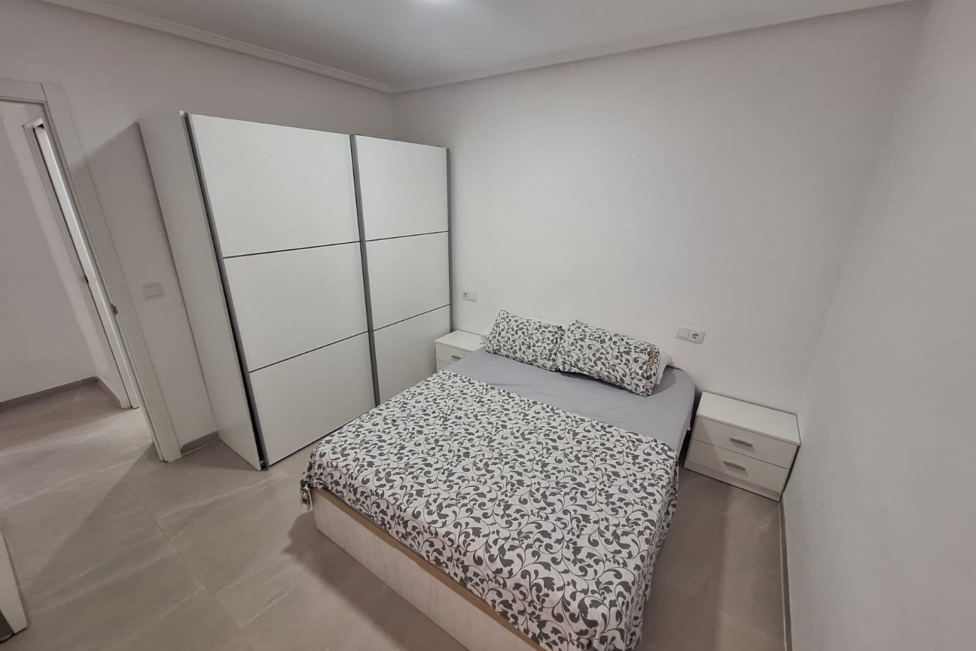 Alquiler a largo plazo - Apartamento / piso - Torrevieja - Habaneras