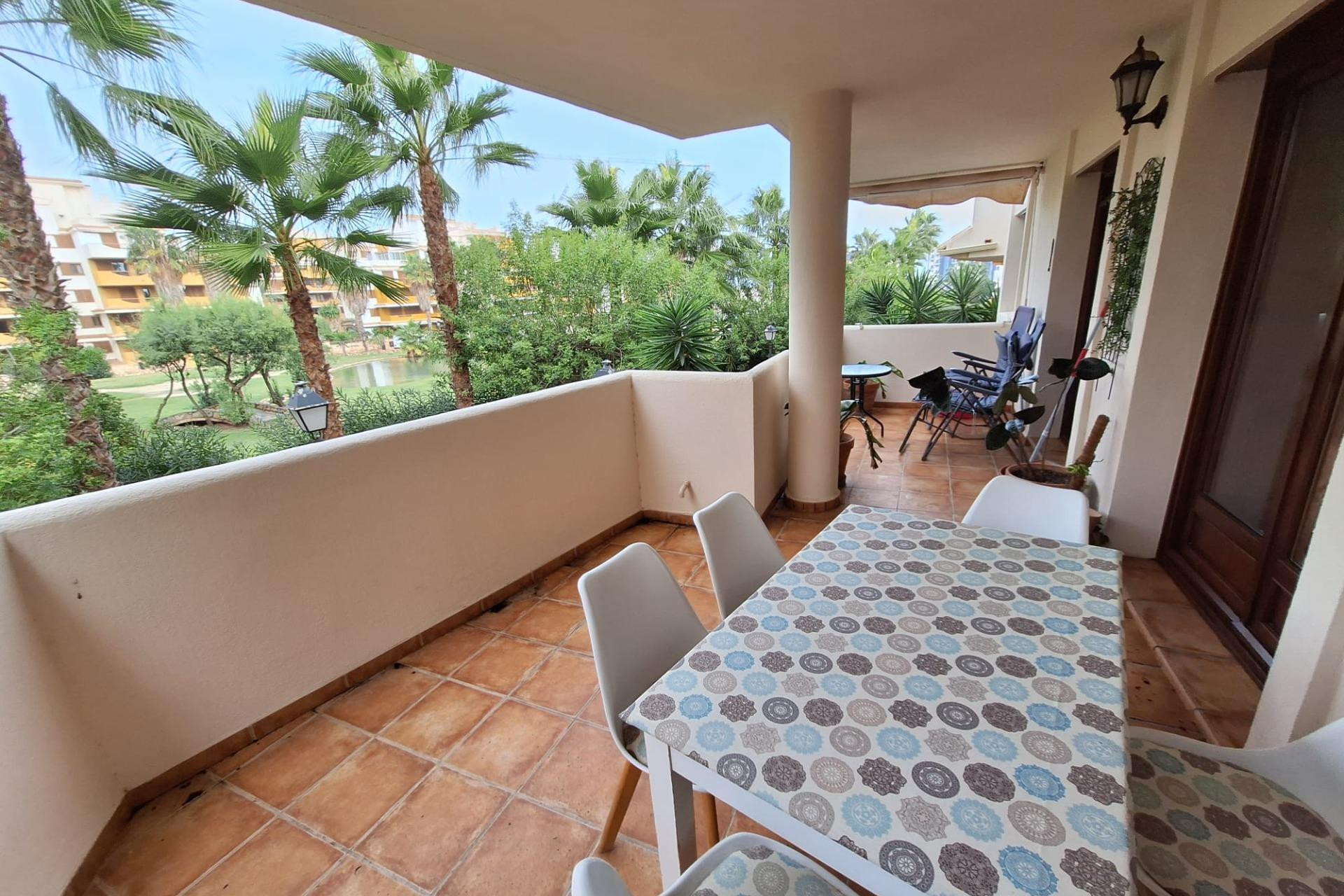 Alquiler a largo plazo - Apartamento / piso - Torrevieja - Punta prima