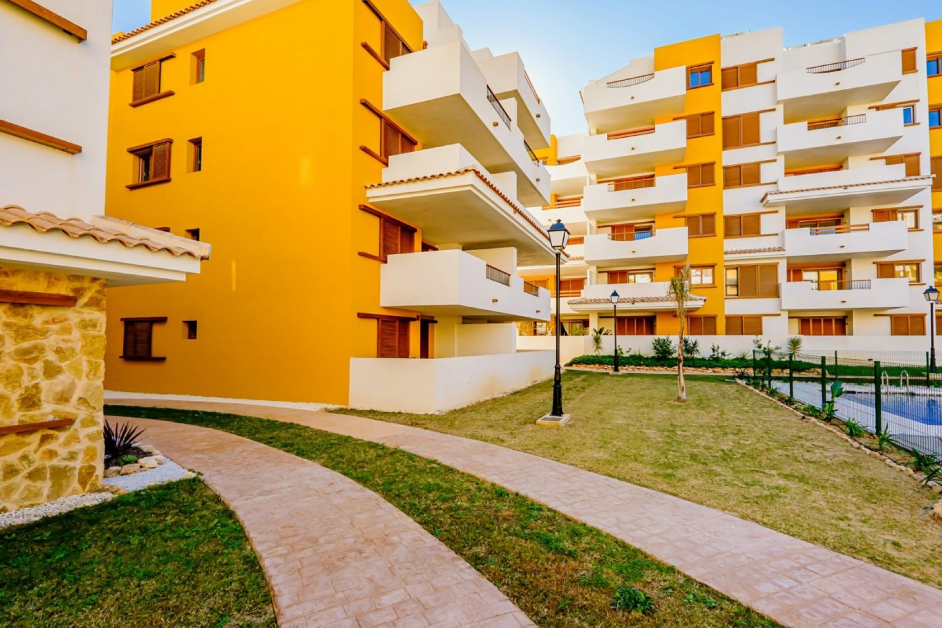 Alquiler a largo plazo - Apartamento / piso - Torrevieja - Punta prima