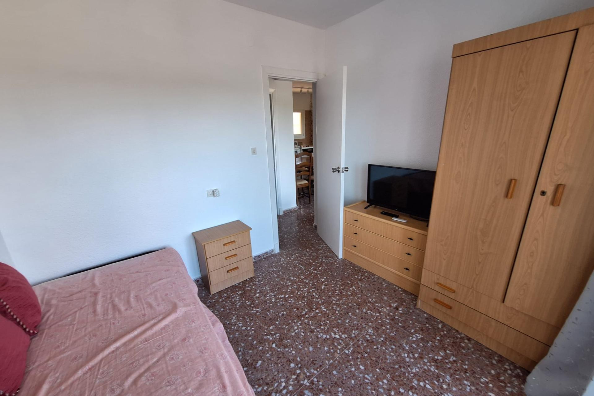 Alquiler a largo plazo - Apartamento / piso - Torrevieja - Punta prima