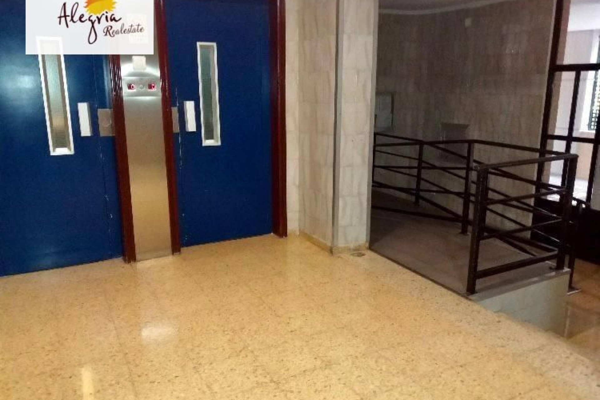 Alquiler a largo plazo - Apartamento / piso - Valencia - Mont-Olivet