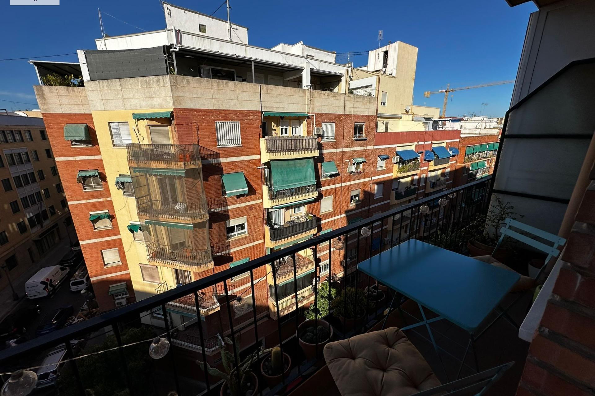 Alquiler a largo plazo - Apartamento / piso - Valencia - Patraix