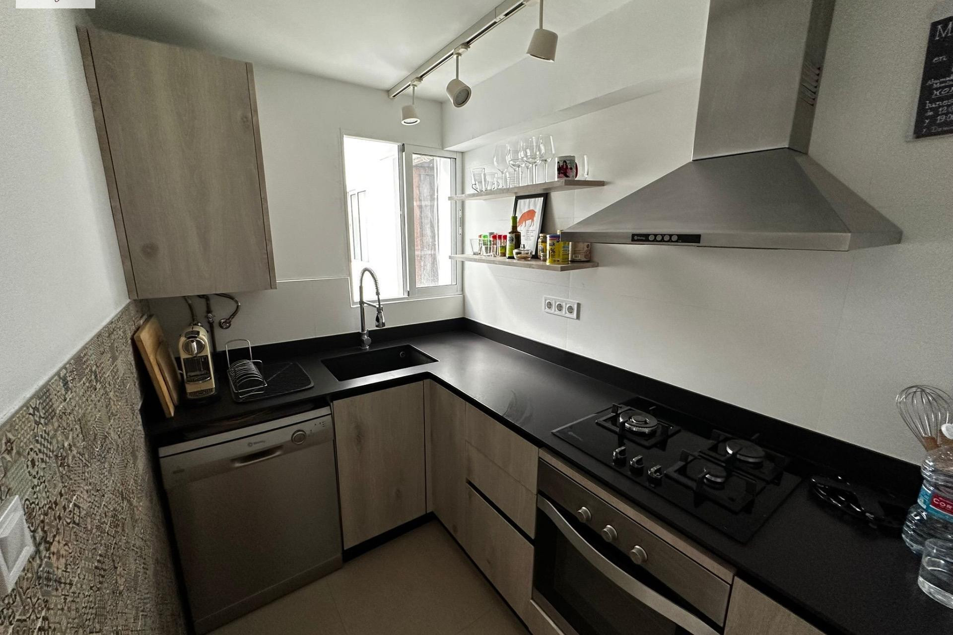 Alquiler a largo plazo - Apartamento / piso - Valencia - Patraix