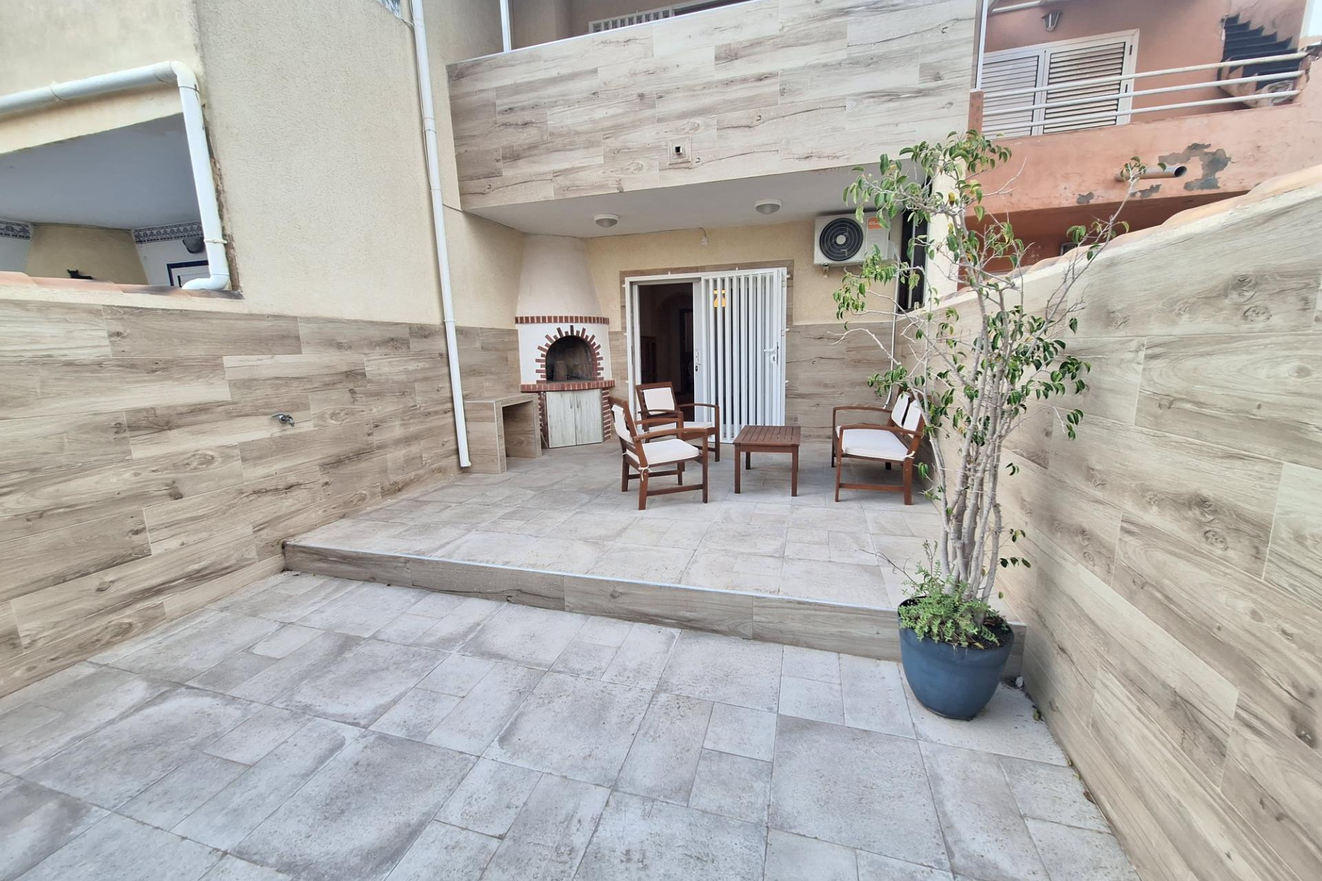 Alquiler a largo plazo - Casa Tipo Dúplex - Torrevieja - Aguas Nuevas