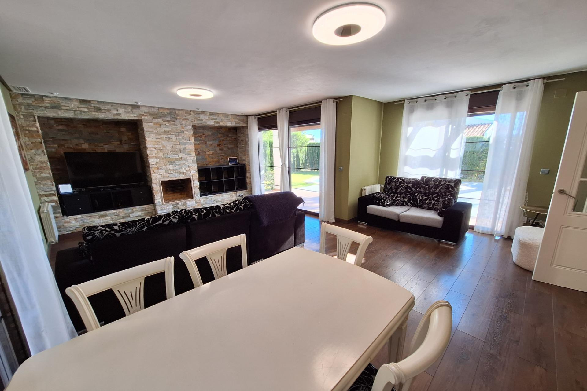 Alquiler a largo plazo - House - Finestrat - Sierra cortina