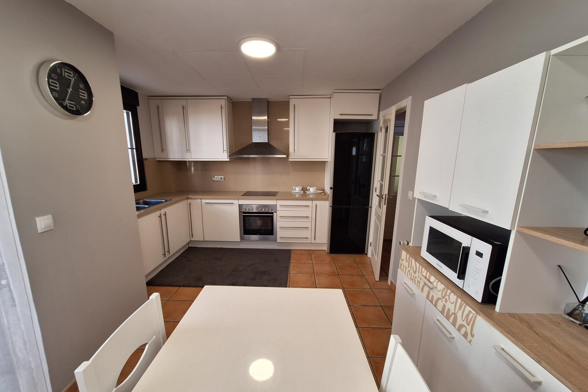 Alquiler a largo plazo - House - Finestrat - Sierra cortina