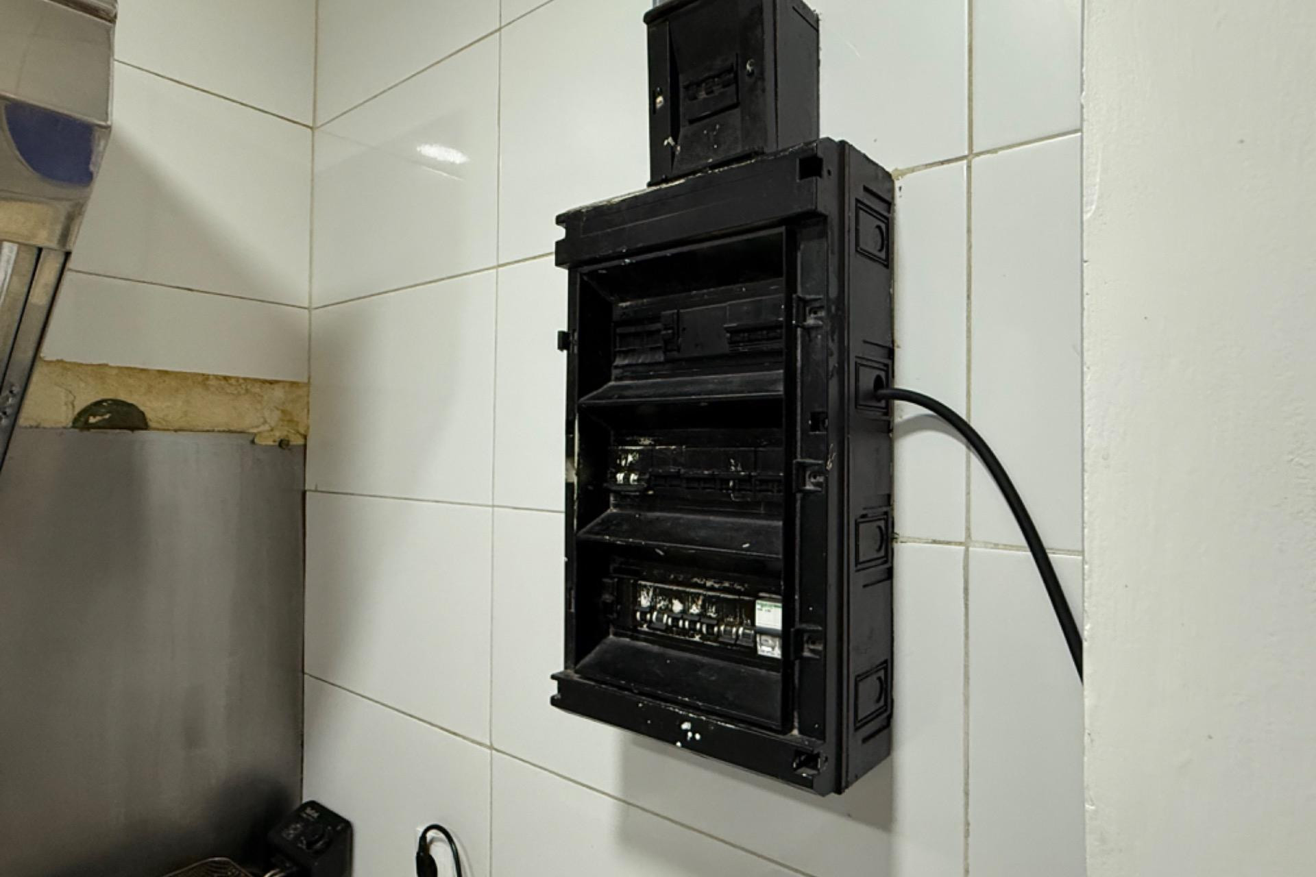 Alquiler a largo plazo - Local Comercial - Alicante - Altozano