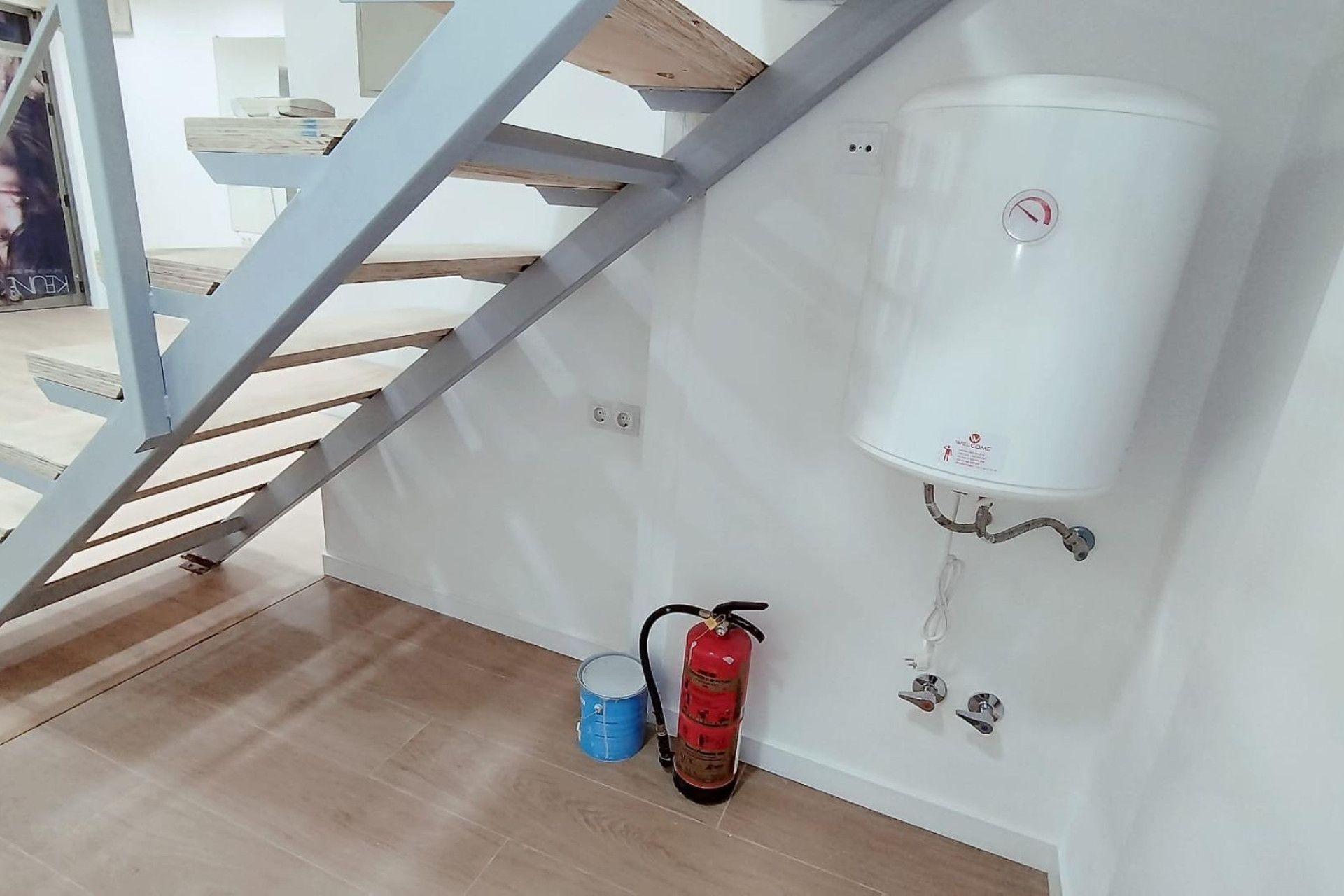 Alquiler a largo plazo - Local Comercial - Alicante - La Florida